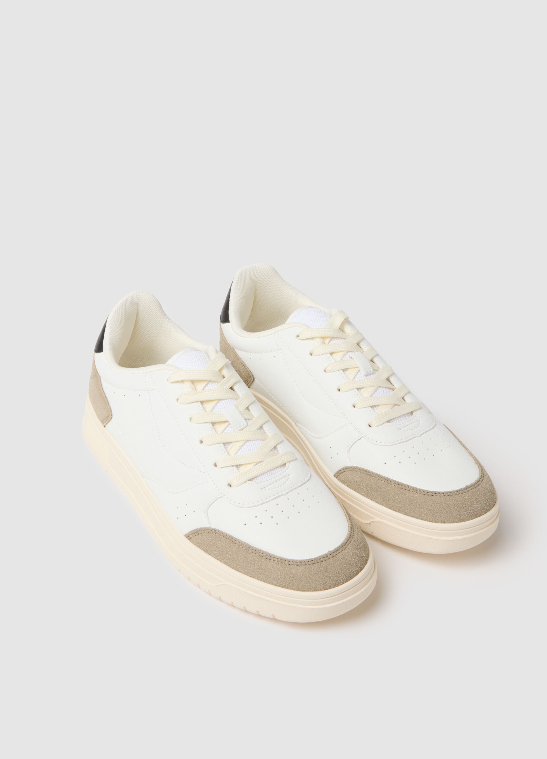 Multicolour Casual Sneakers