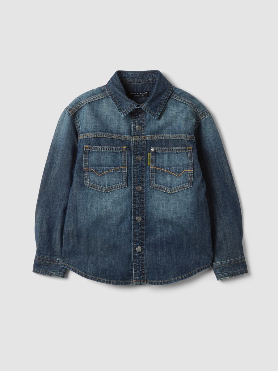 Blue pure cotton shirt with classic collar for boys_0