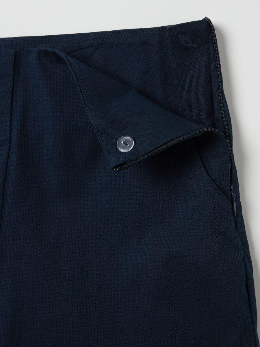 Tailored shorts with turn ups_5