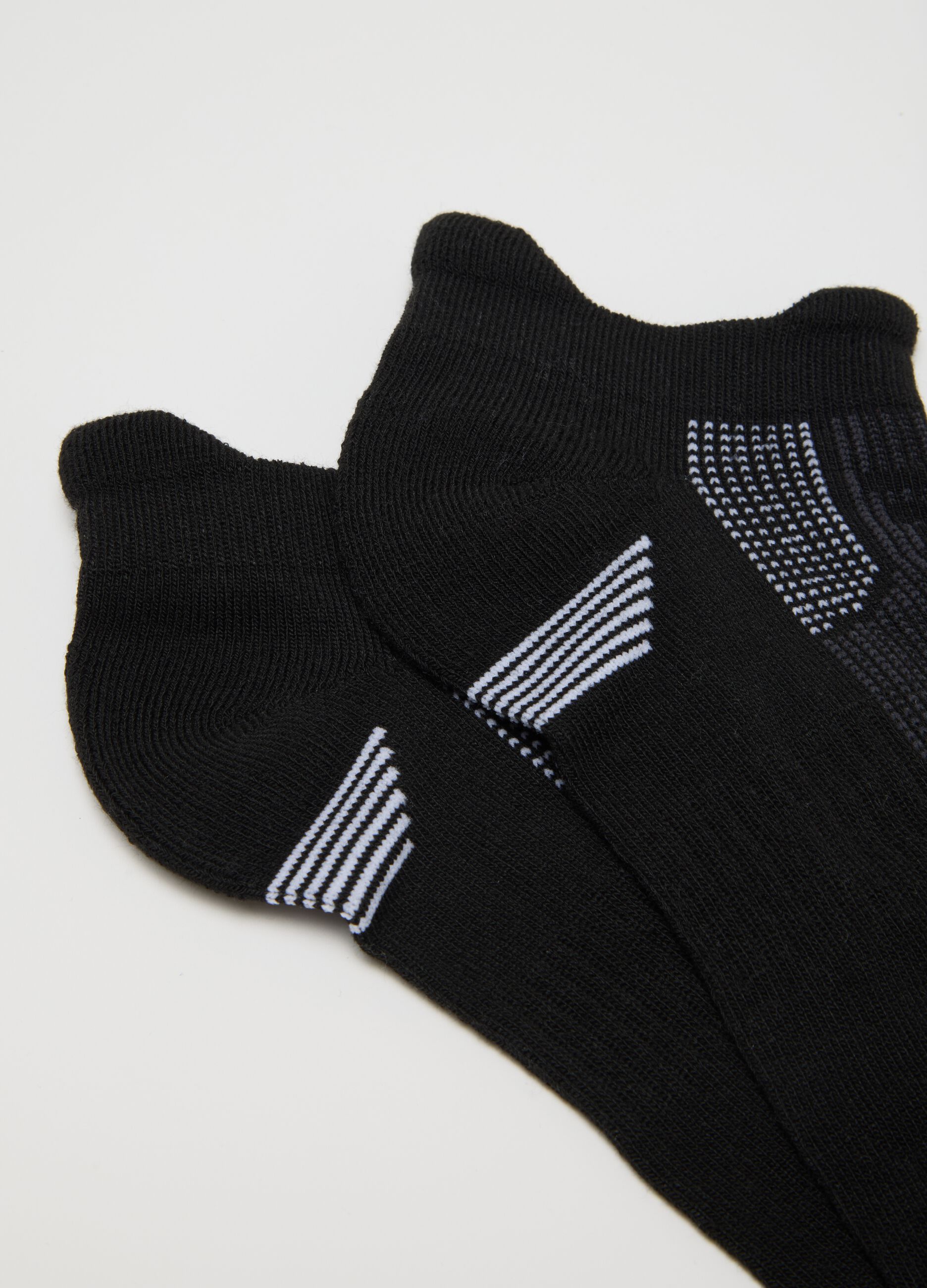 Two-pack of sports socks in multicolor stretch fabric