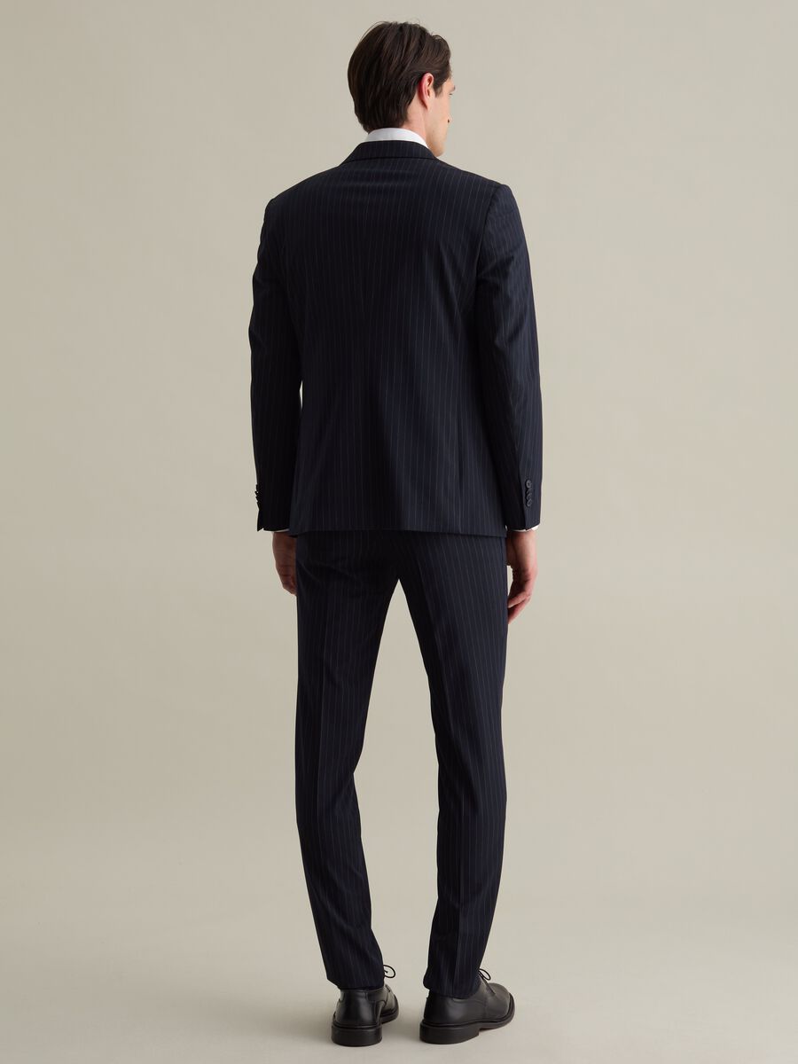 Abito gessato doppiopetto easy fit_3
