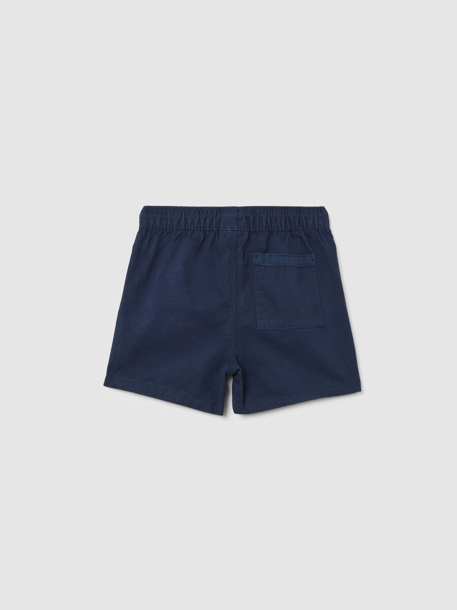 Boys’ shorts in 100% blue cotton with regular fit and elasticated waist_1