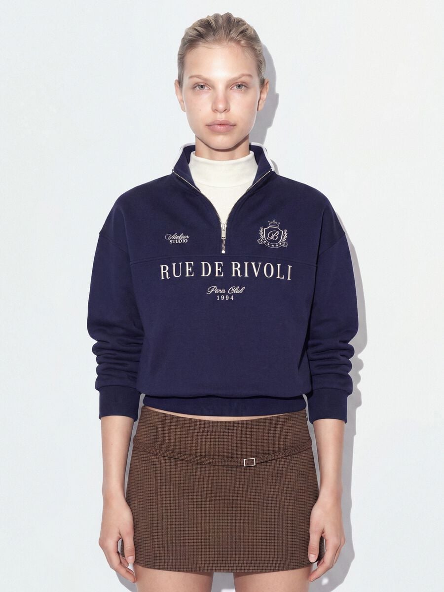 Blue half-zip cotton-blend sweatshirt with front lettering, regular fit_0