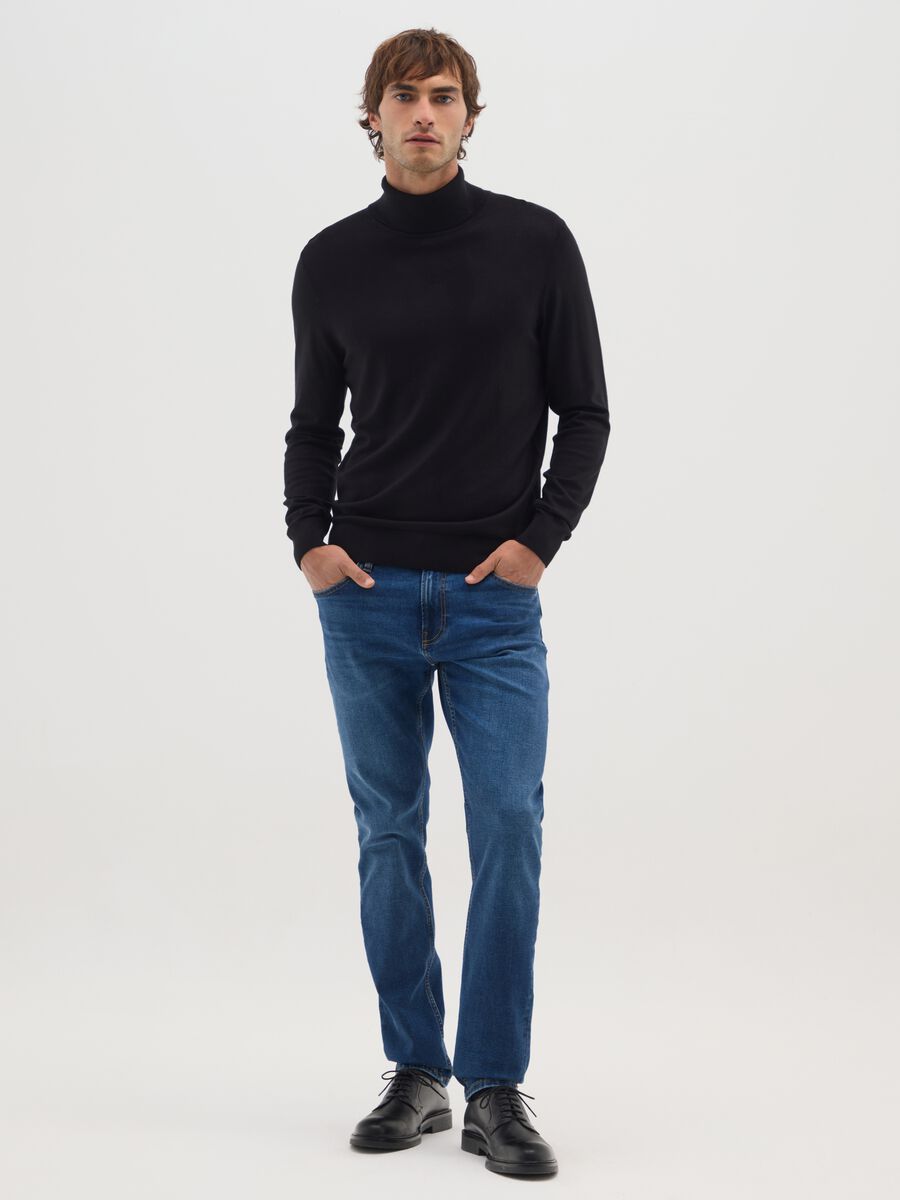 Dolcevita regular fit nero in misto viscosa_1