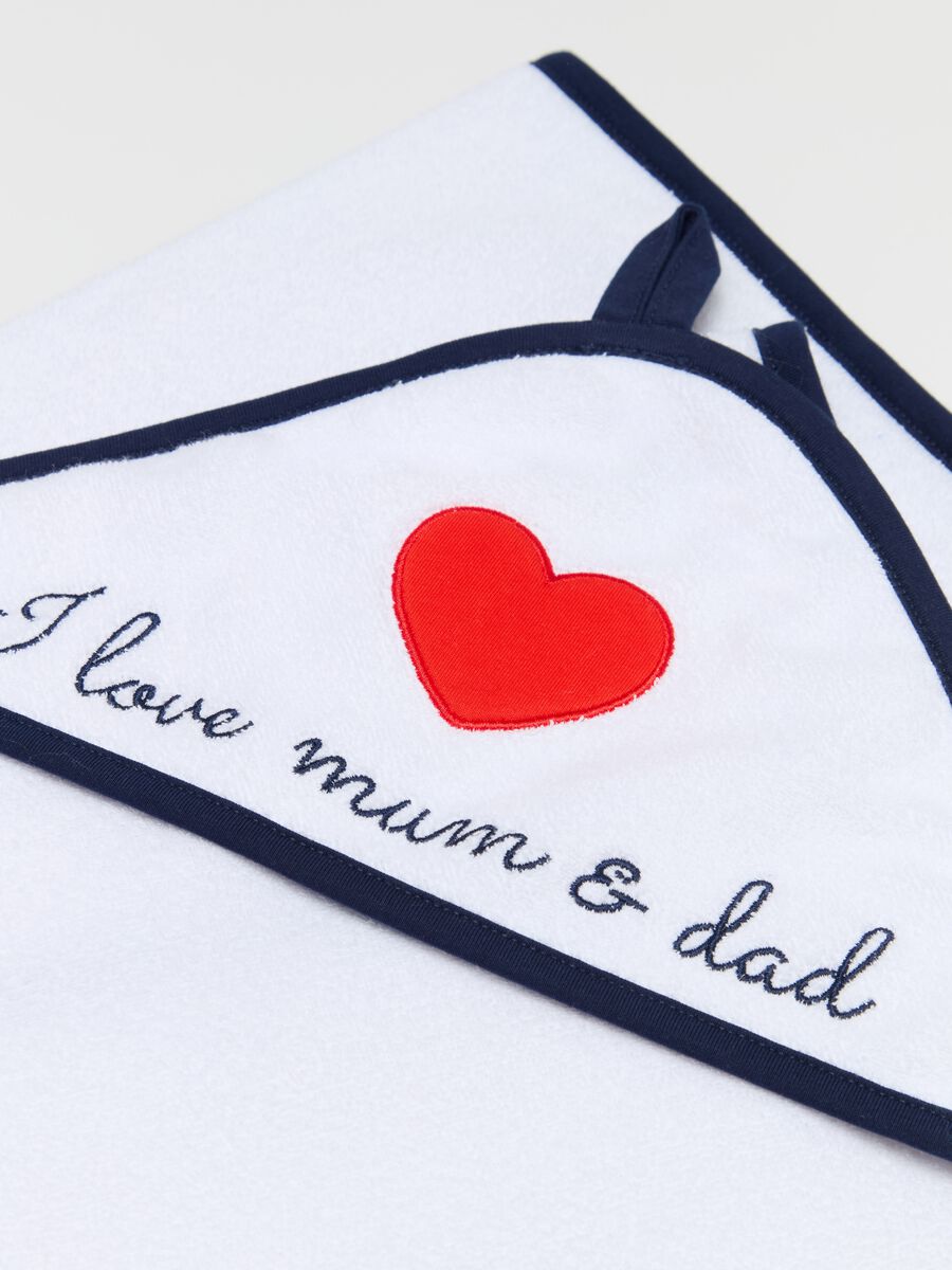 Bathrobe with I Love Mum & Dad embroidery_2