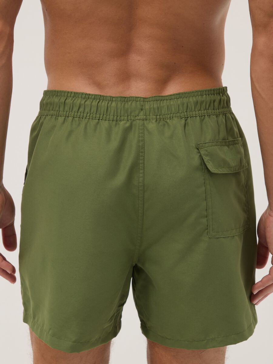 Green swim shorts with contrast drawstring_0
