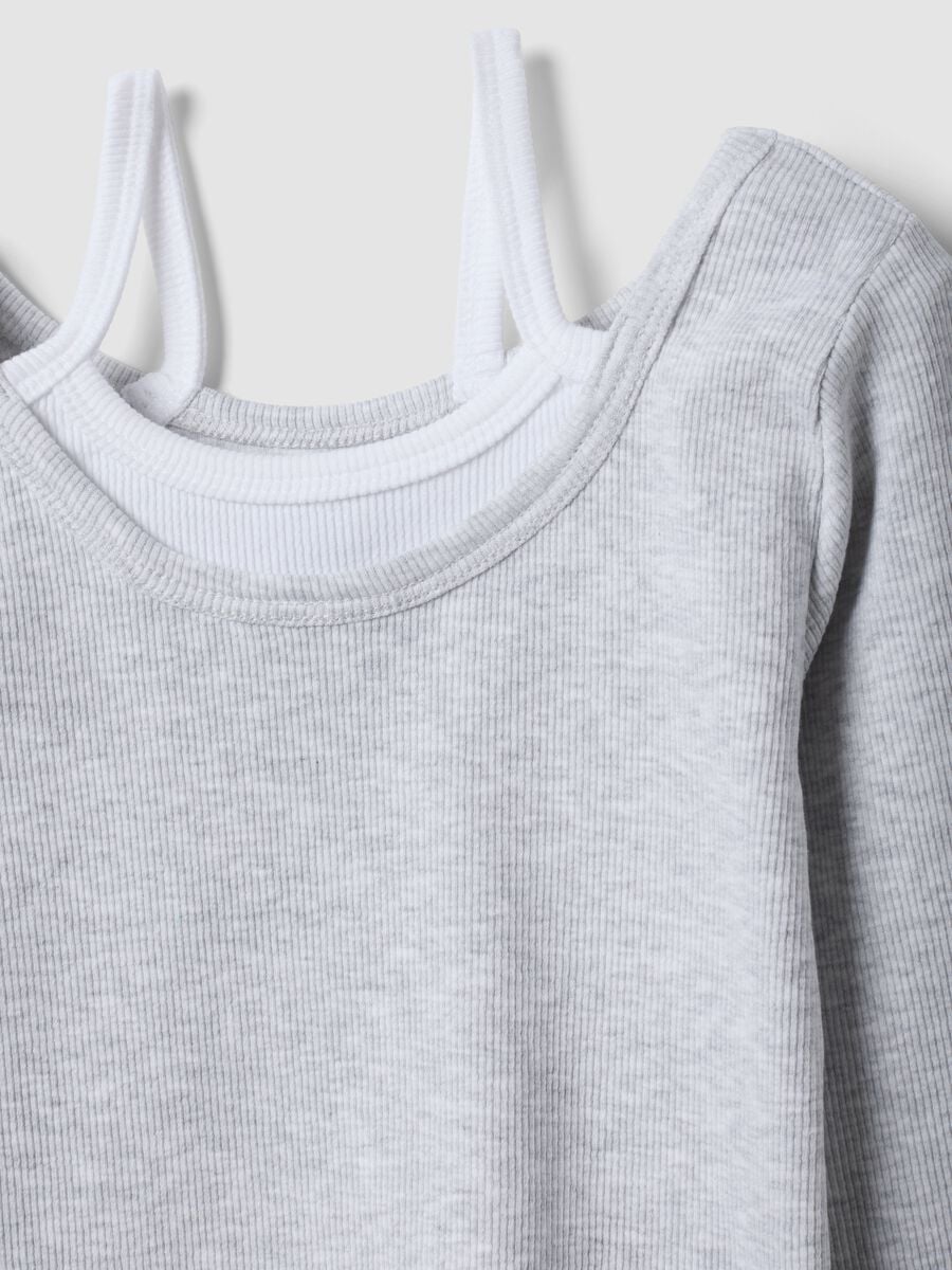 T-shirt grigia in cotone elasticizzato con spalline slim fit_5
