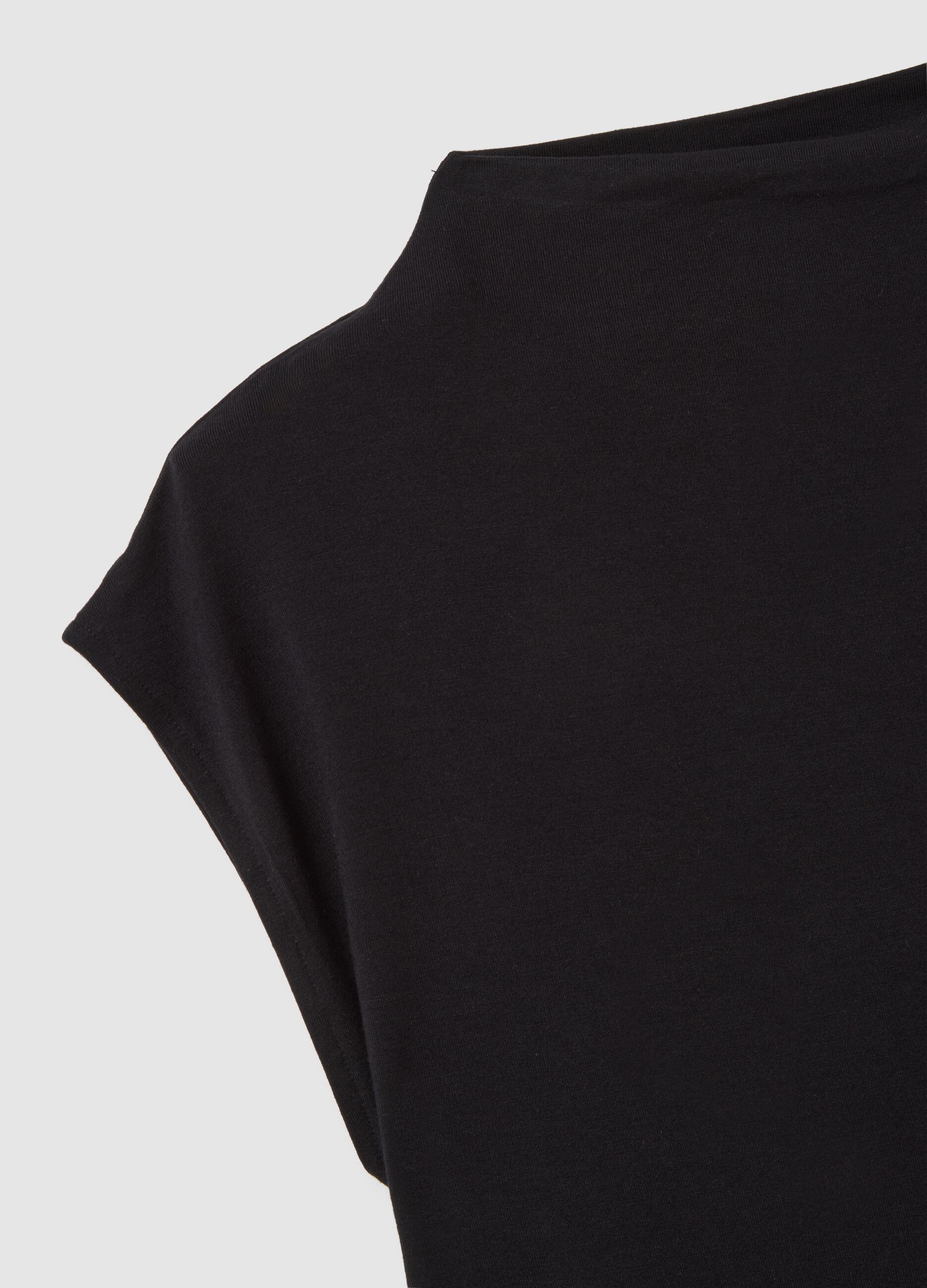 Black viscose blend top in relaxed fit