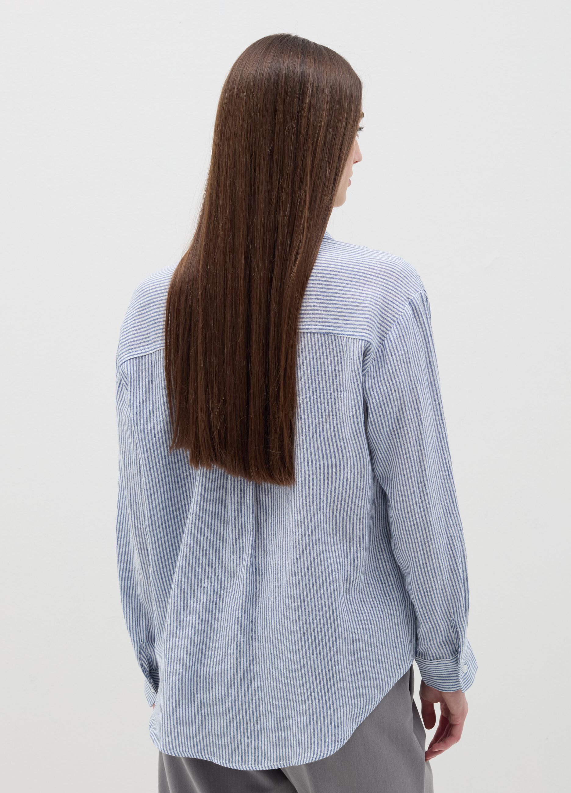 Striped blue shirt in cotton and linen
