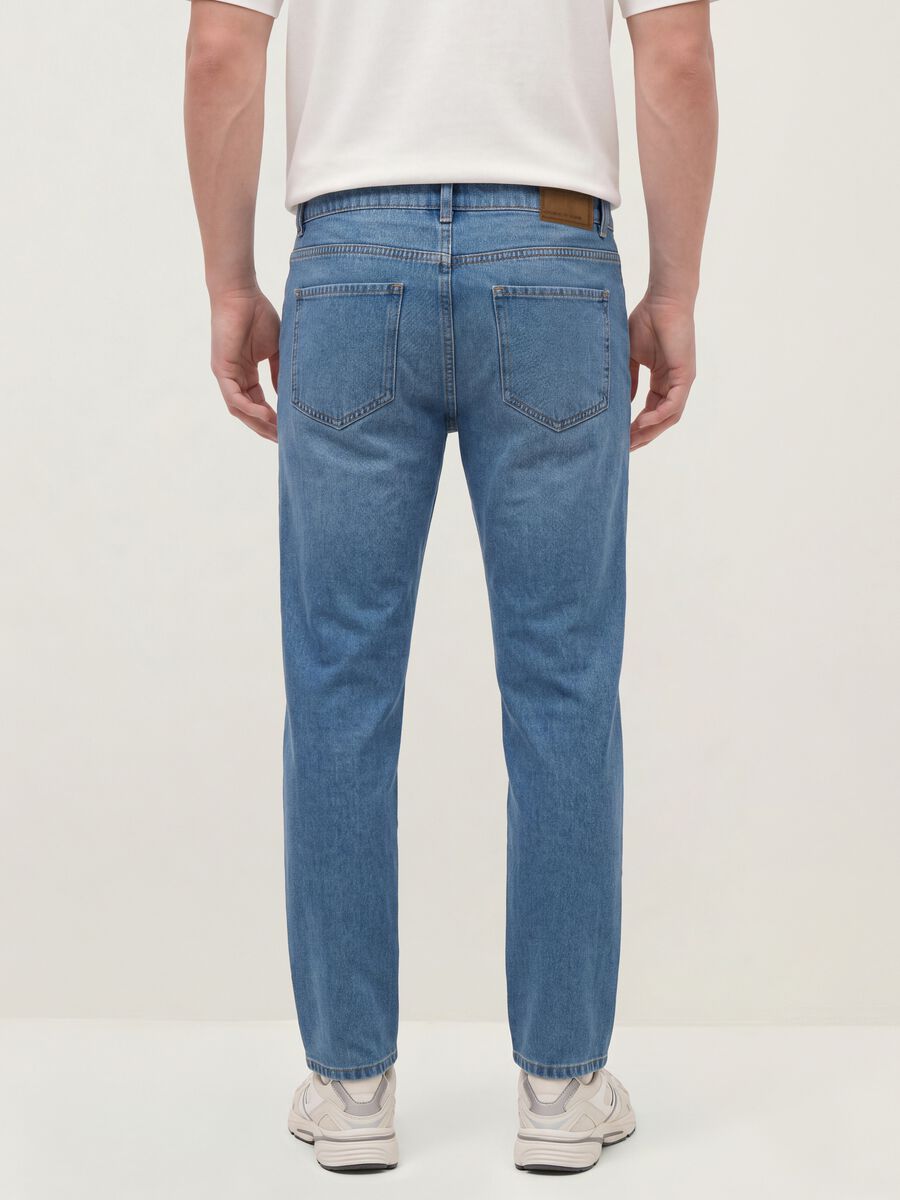 Light blue denim jeans in cotton-viscose blend, regular fit_3