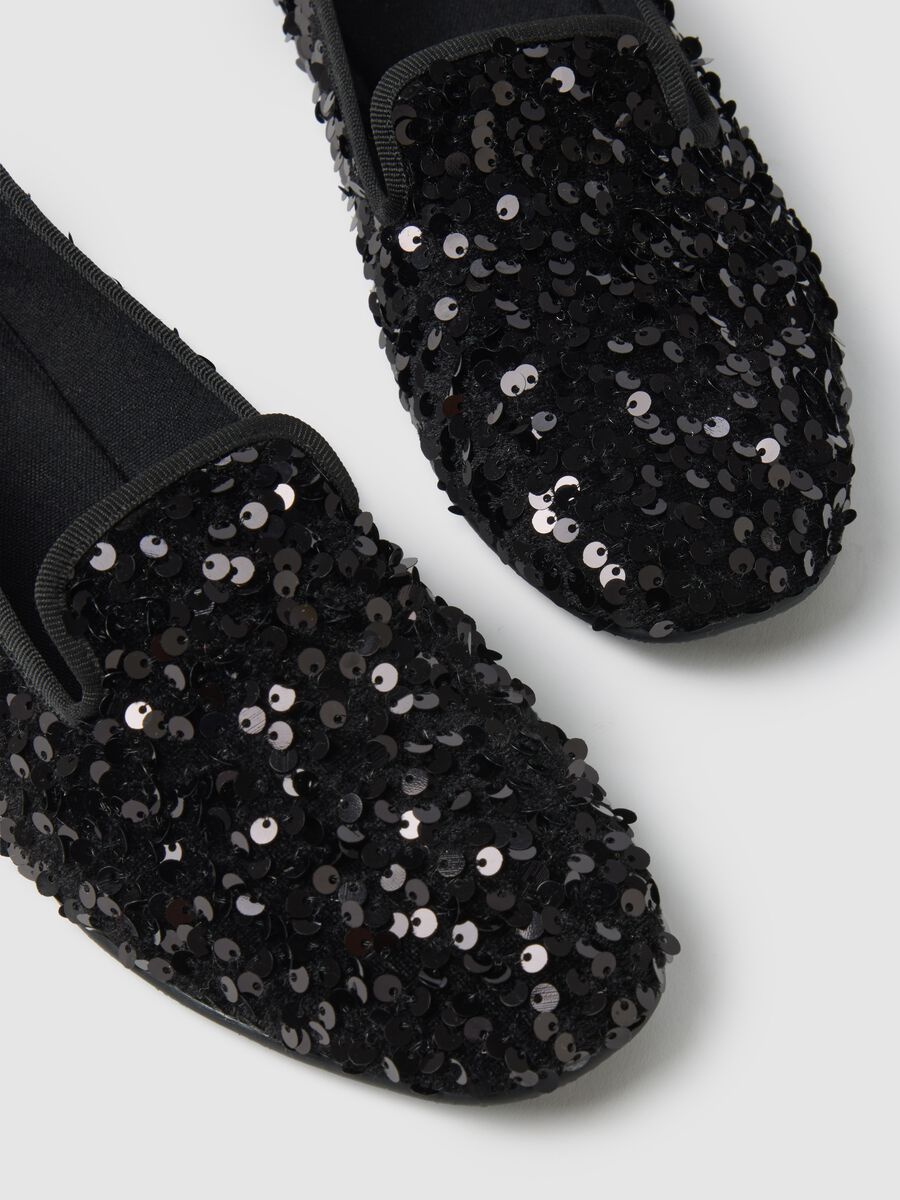Black loafers_3