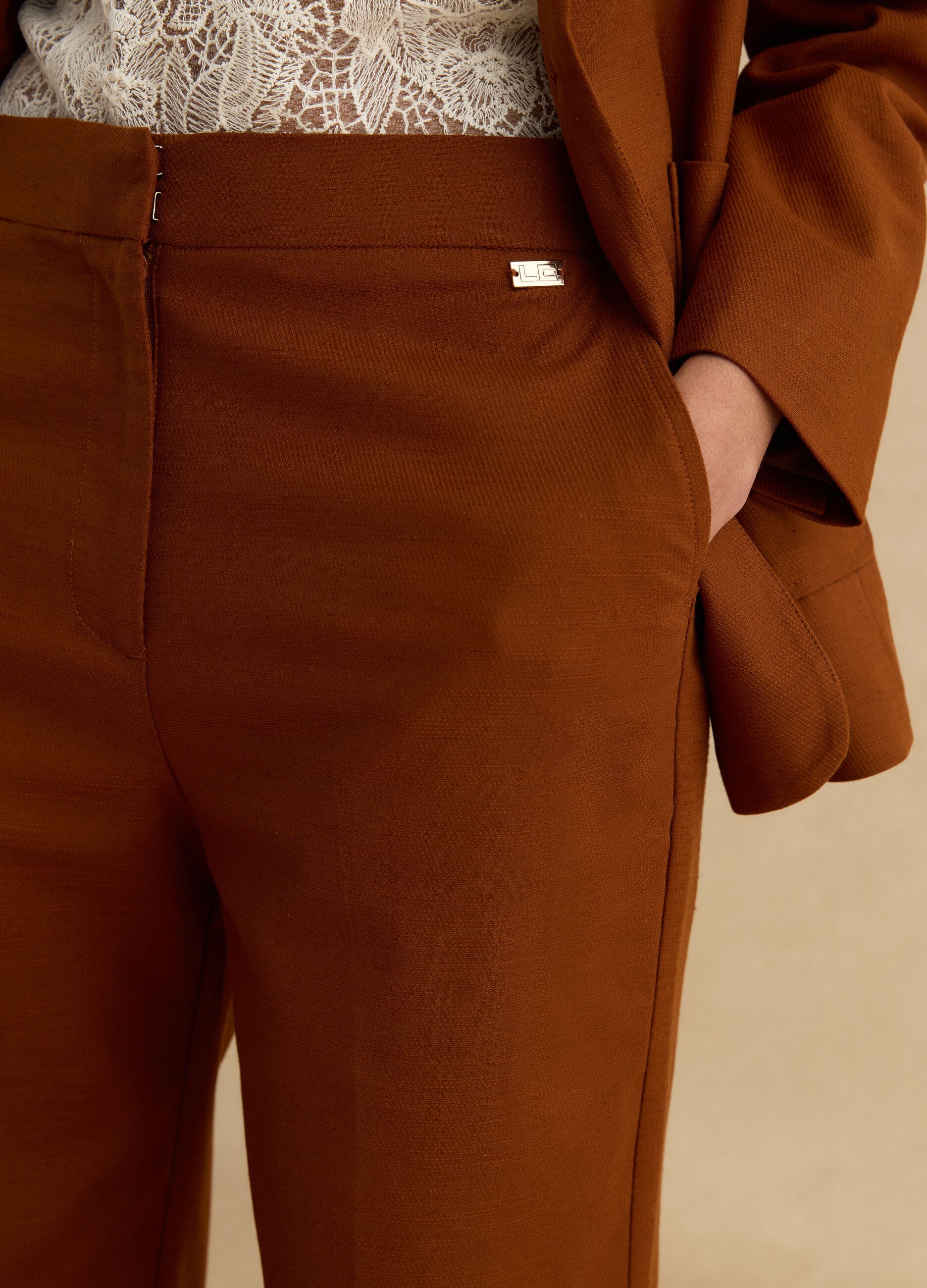 Brown wide leg trousers in stretch cotton and linen blend