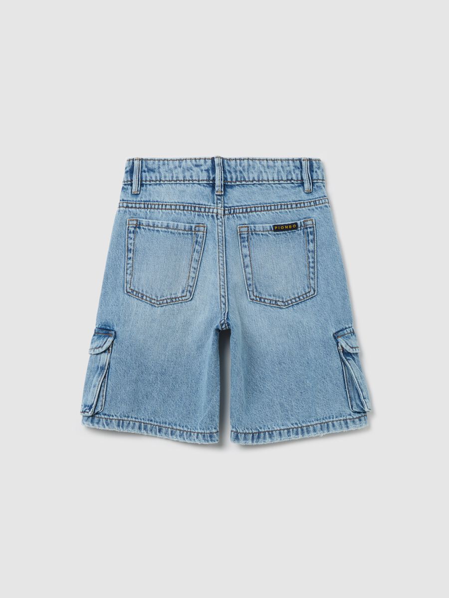 Cargo shorts in denim_4