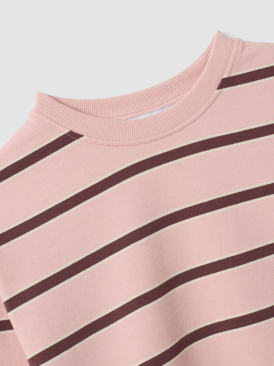 Felpa rosa in puro cotone a righe con girocollo relaxed fit_5