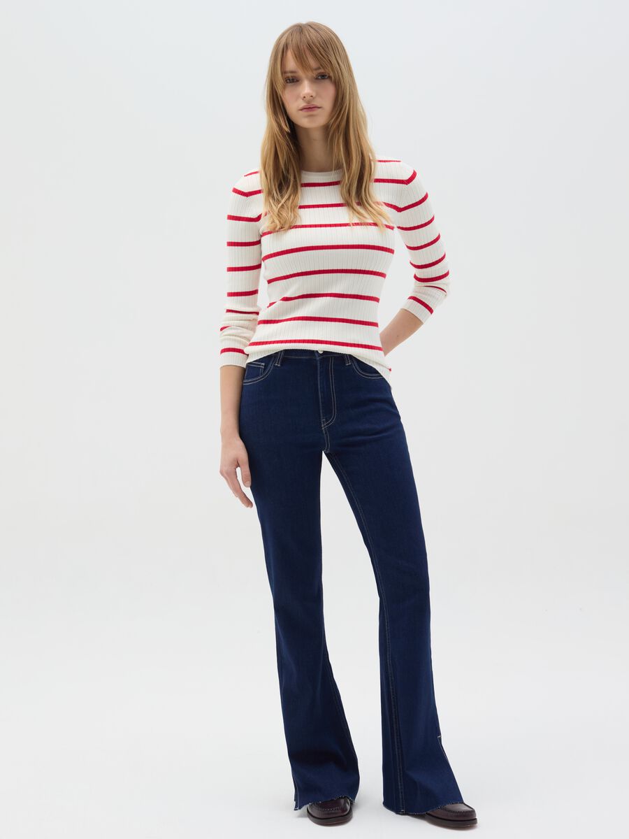 Flat ribbed top with striped pattern_1