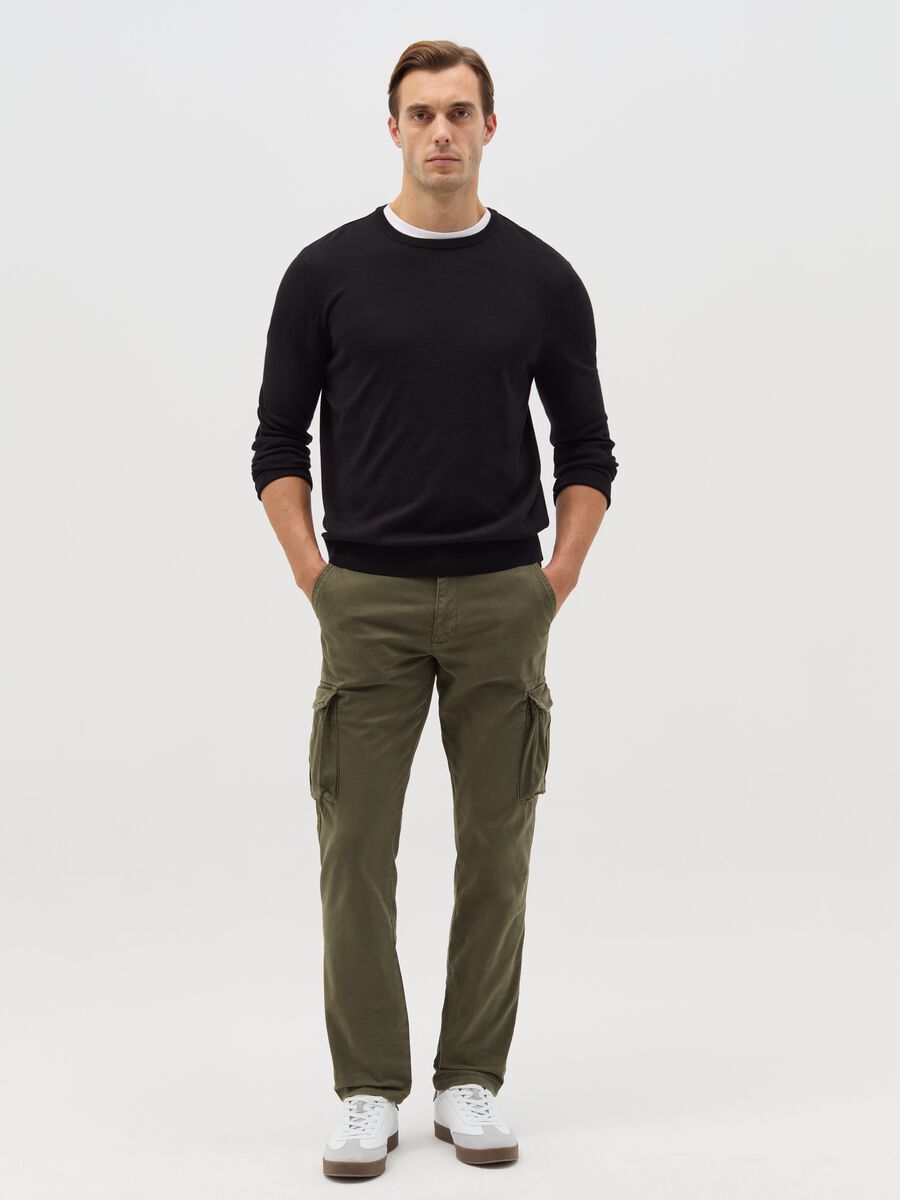 Cargo trousers in twill_0