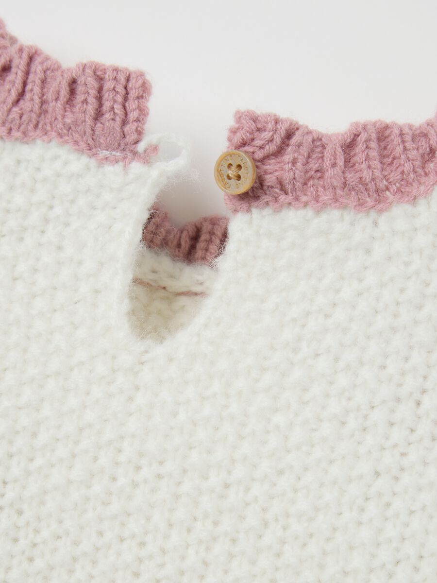 Maglione bianco da bimba regular fit con ricami_3