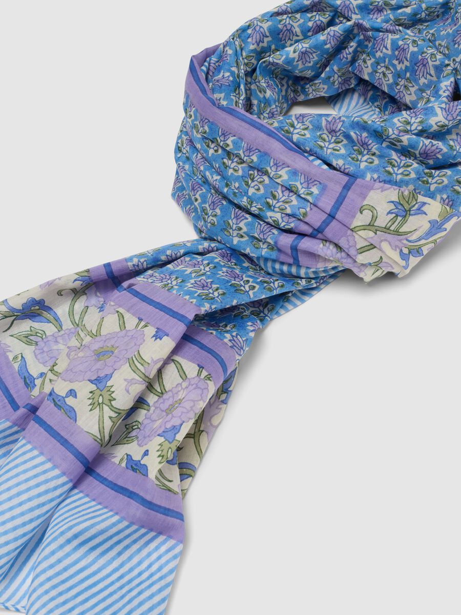 Multicolour pure cotton scarf with floral pattern_1
