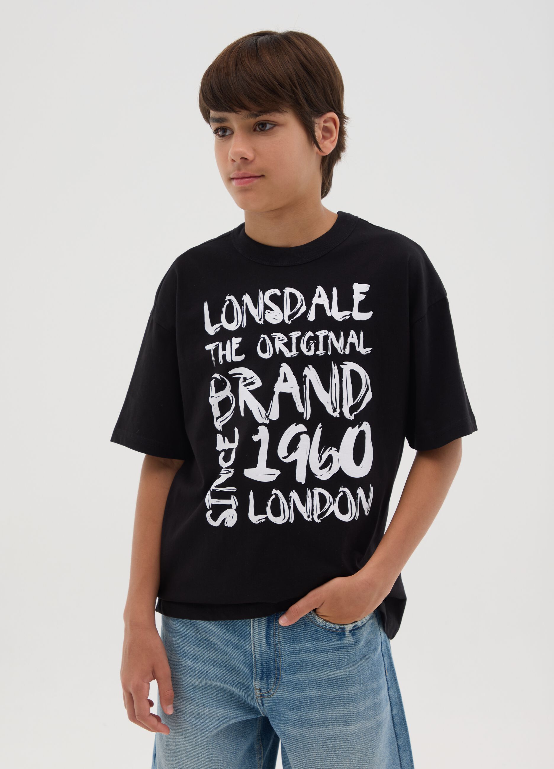 Cotton T-shirt with graffiti-style logo print