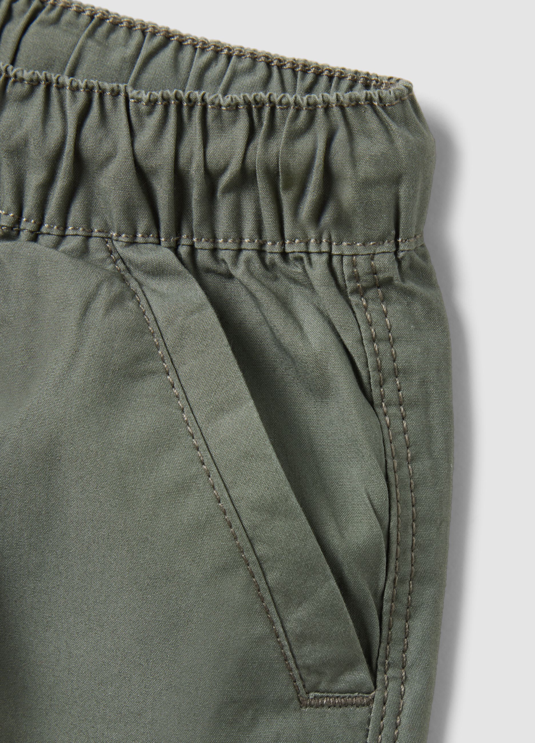 Green pure cotton boys&rsquo; shorts, regular fit with drawstring