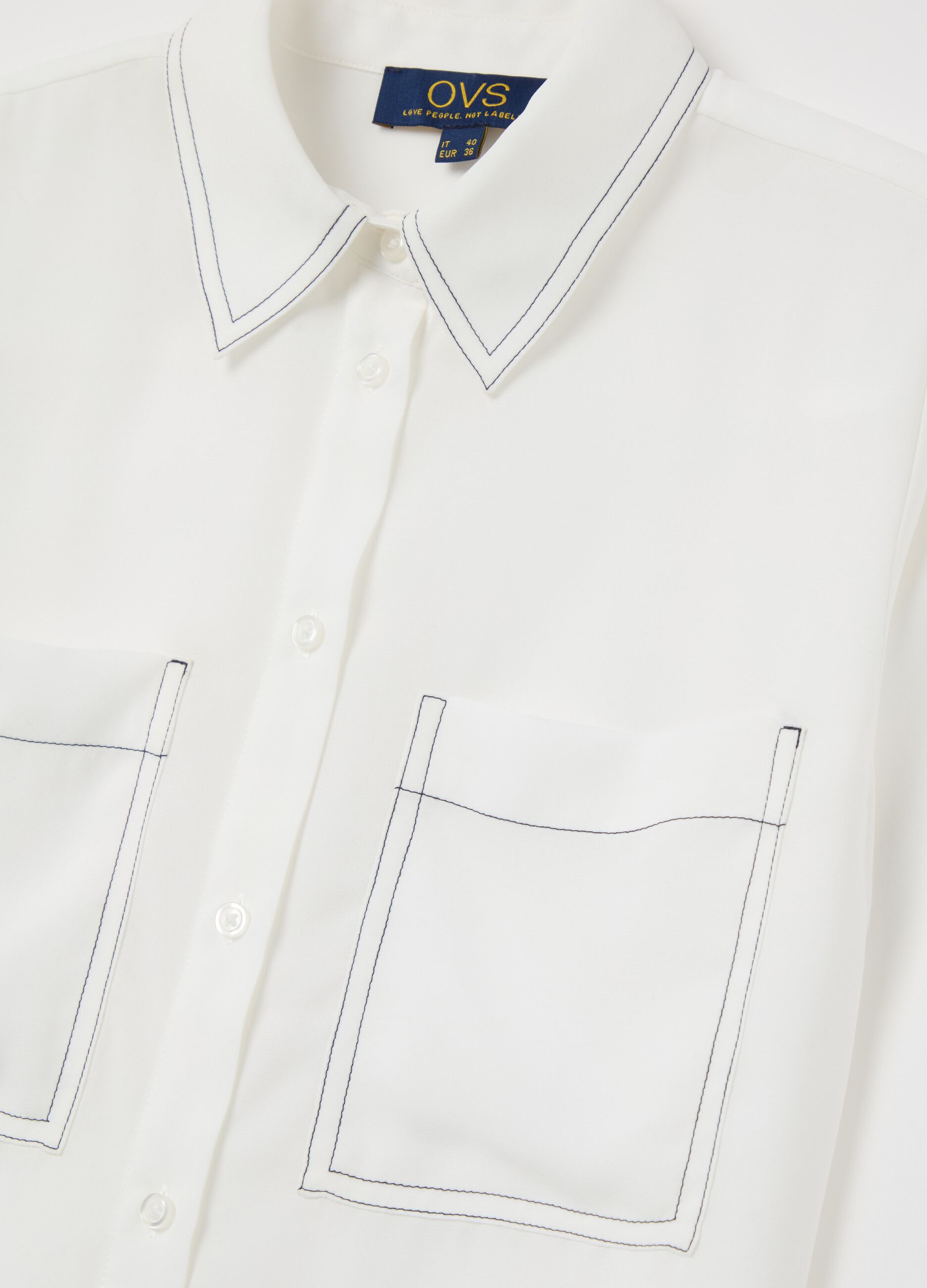 Camicia con cuciture a contrasto