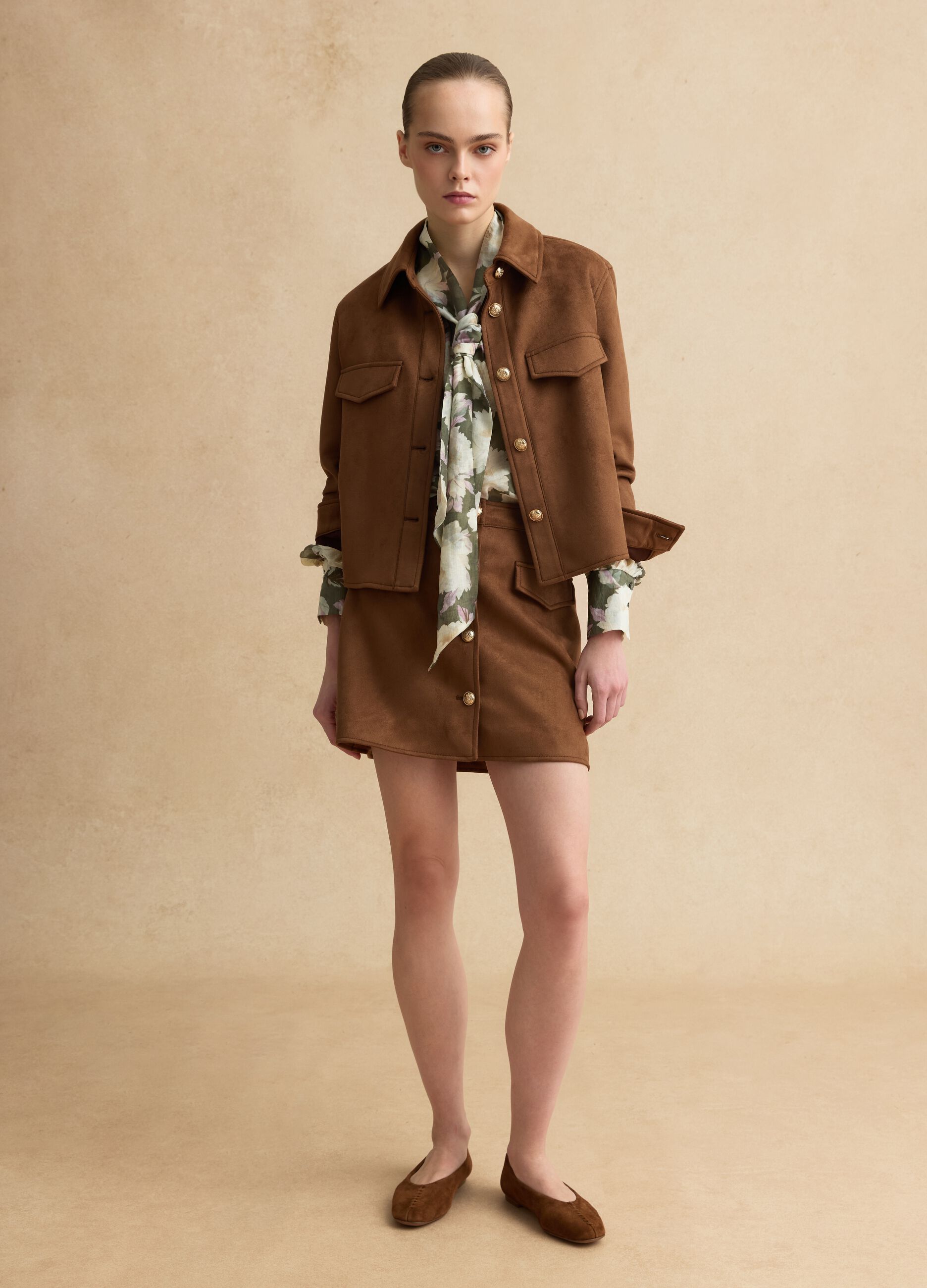 Brown regular fit mini skirt with gold buttons