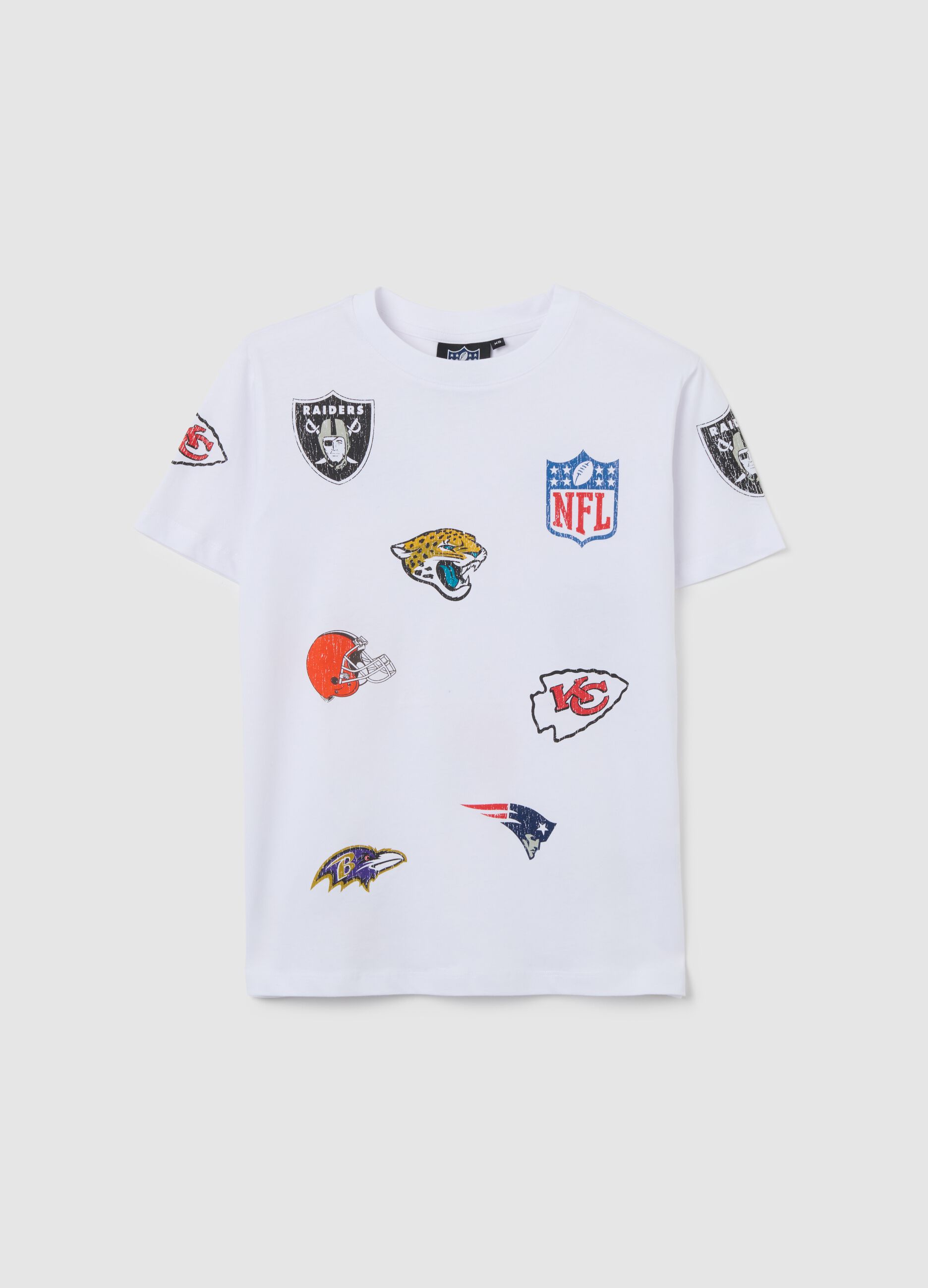 White pure cotton regular fit t-shirt with NFL logos and round neck