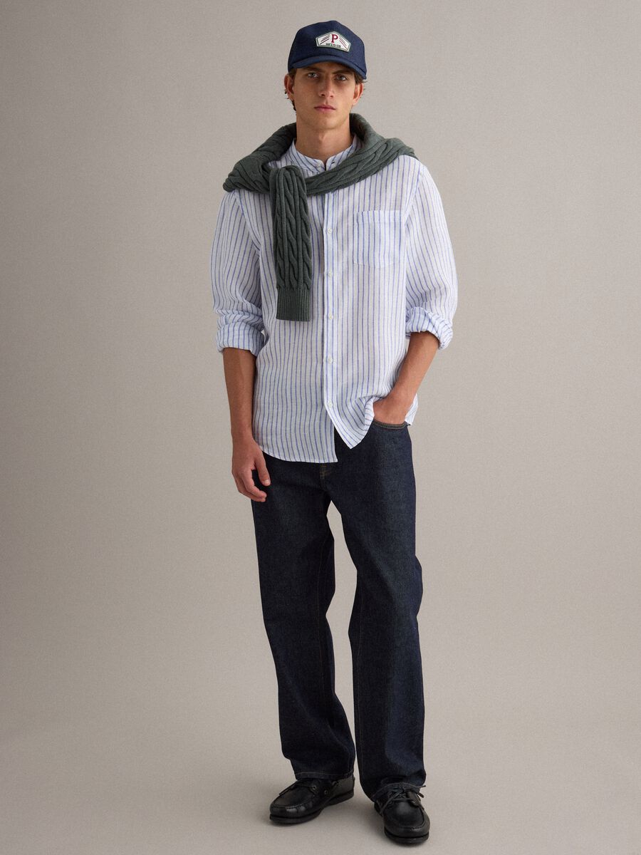 Camicia azzurra in puro lino a righe con collo coreano regular fit_2