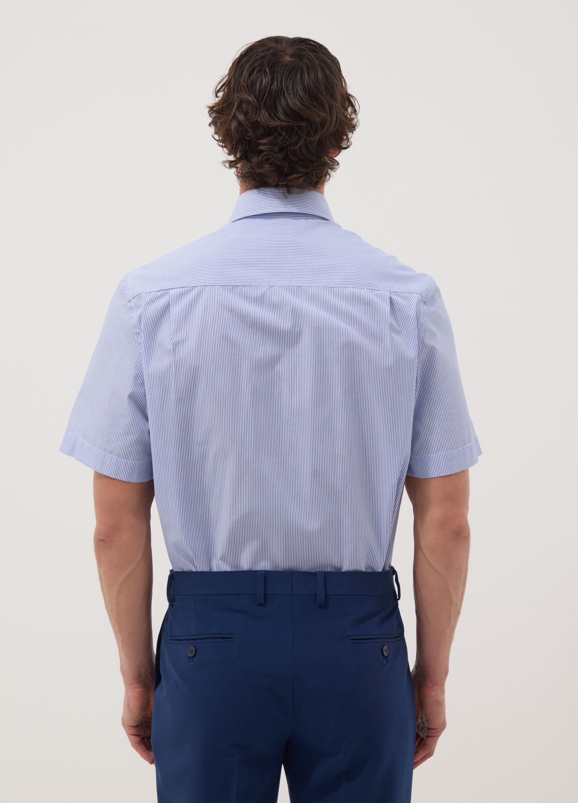 Light blue striped short-sleeve regular-fit shirt