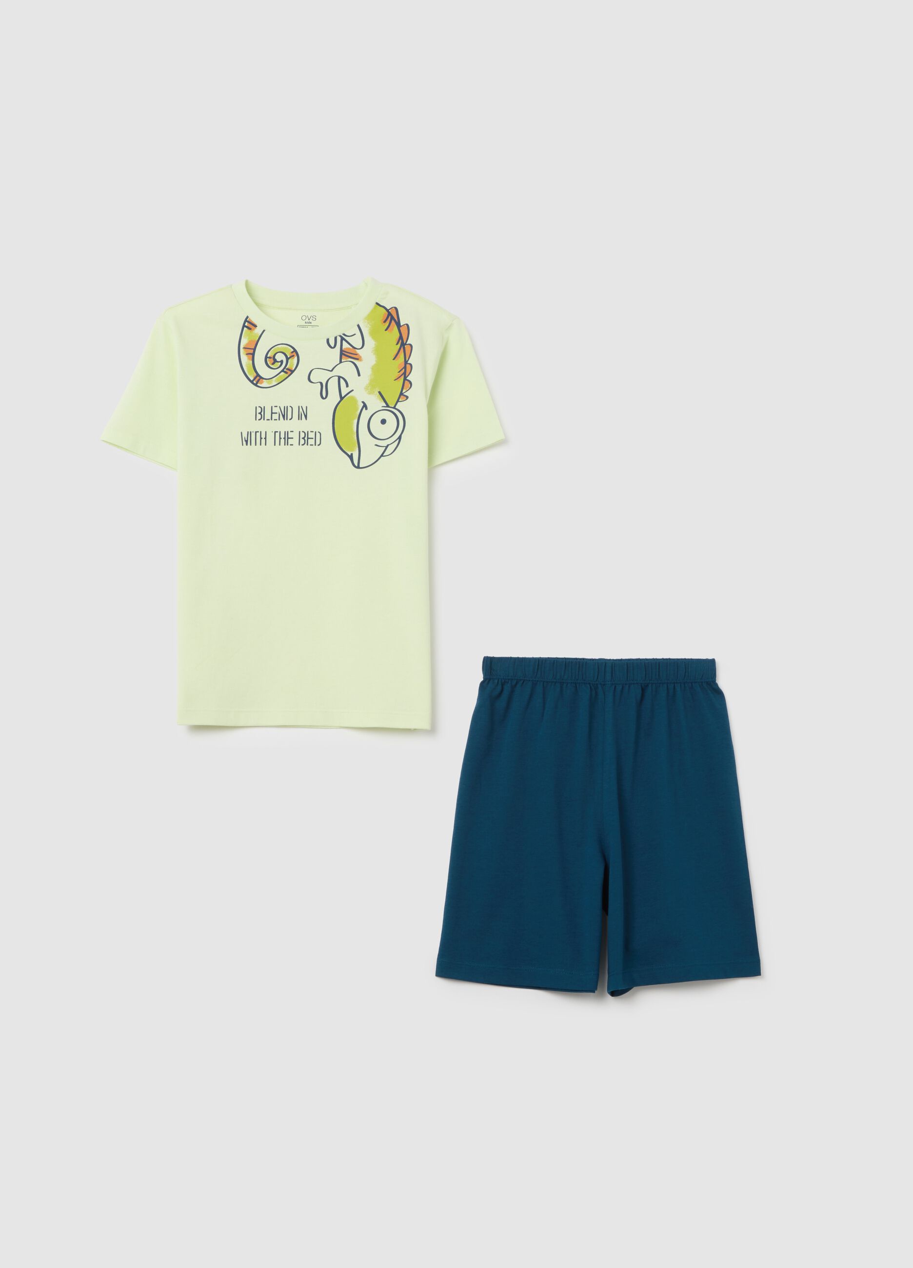 Multicolour pure cotton kids' T-shirt and shorts set with regular fit