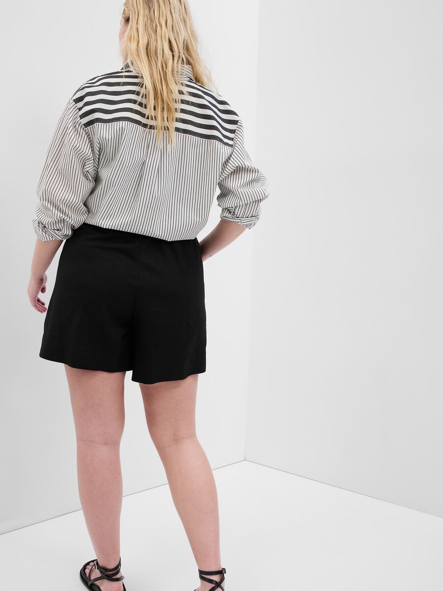 Shorts pull on in lino e viscosa_4