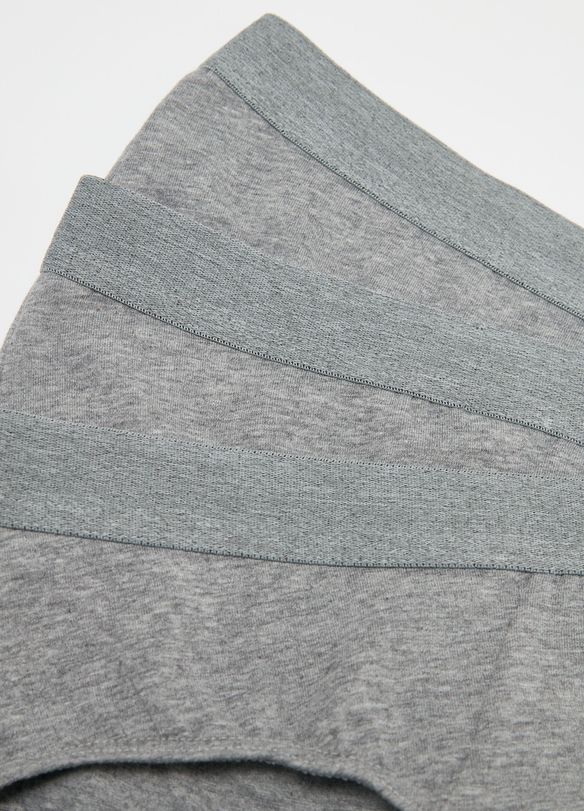 Three-pair pack briefs in stretch cotton