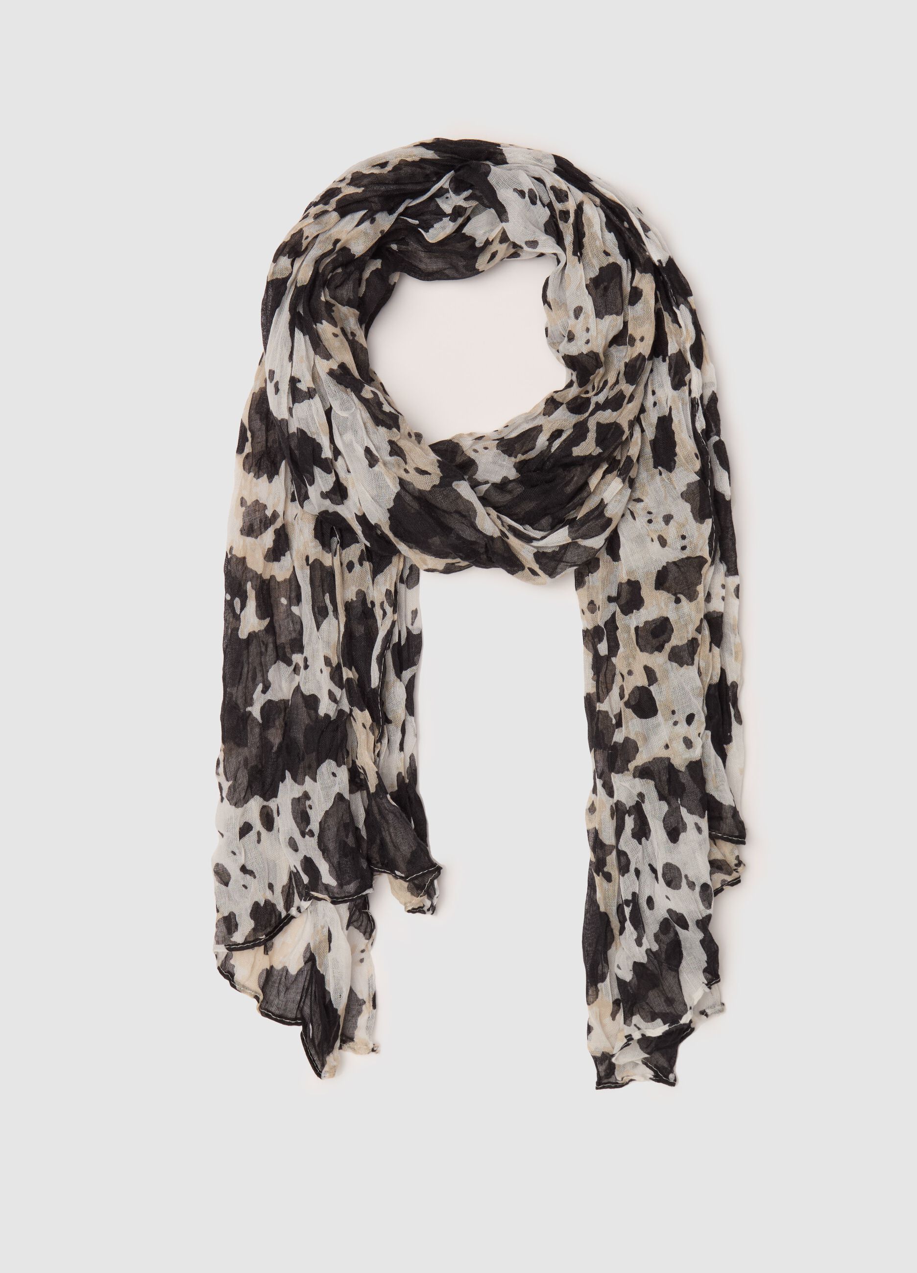 Crinkle-effect speckled pashmina