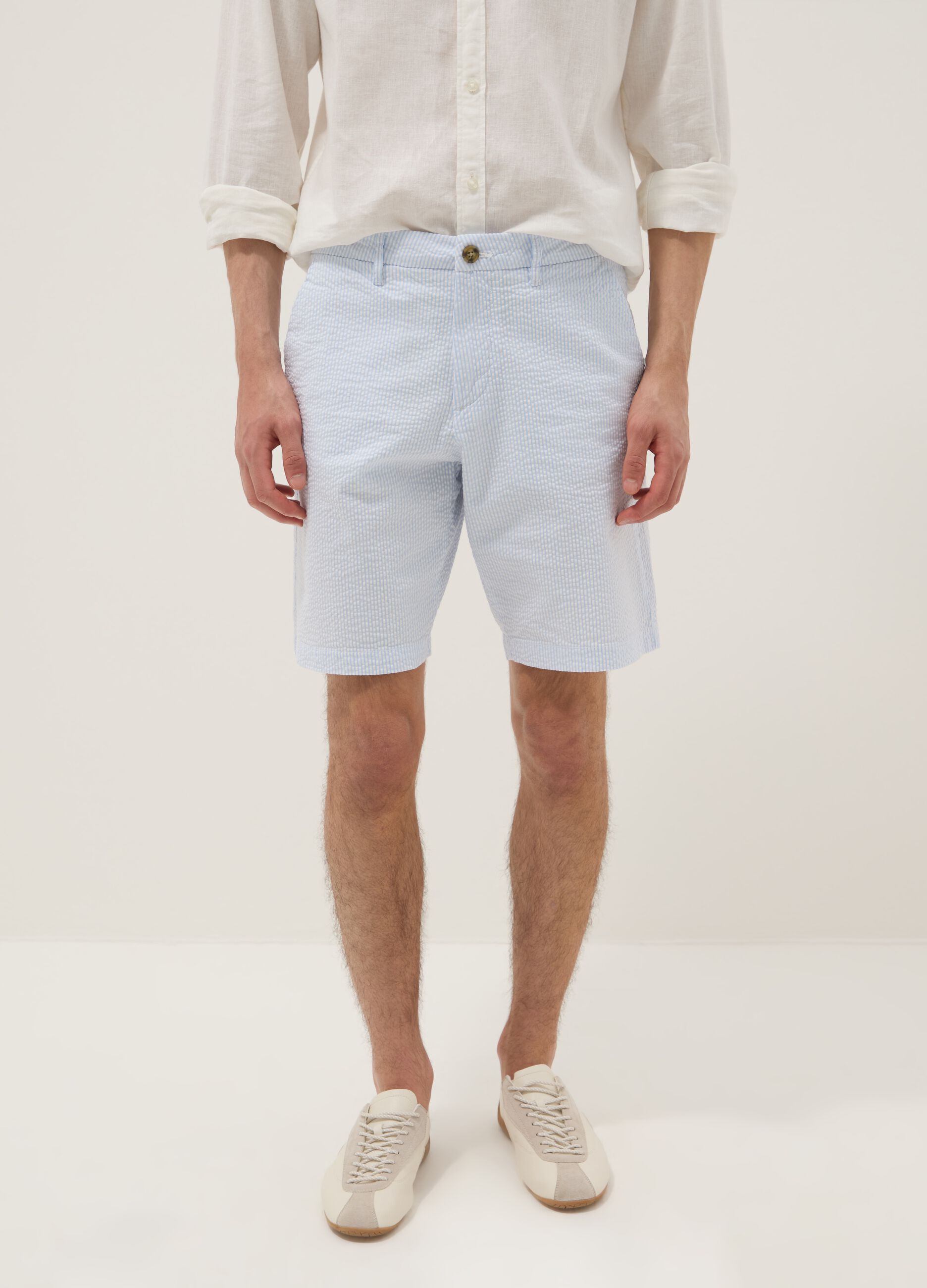 Light blue stretch cotton chino shorts