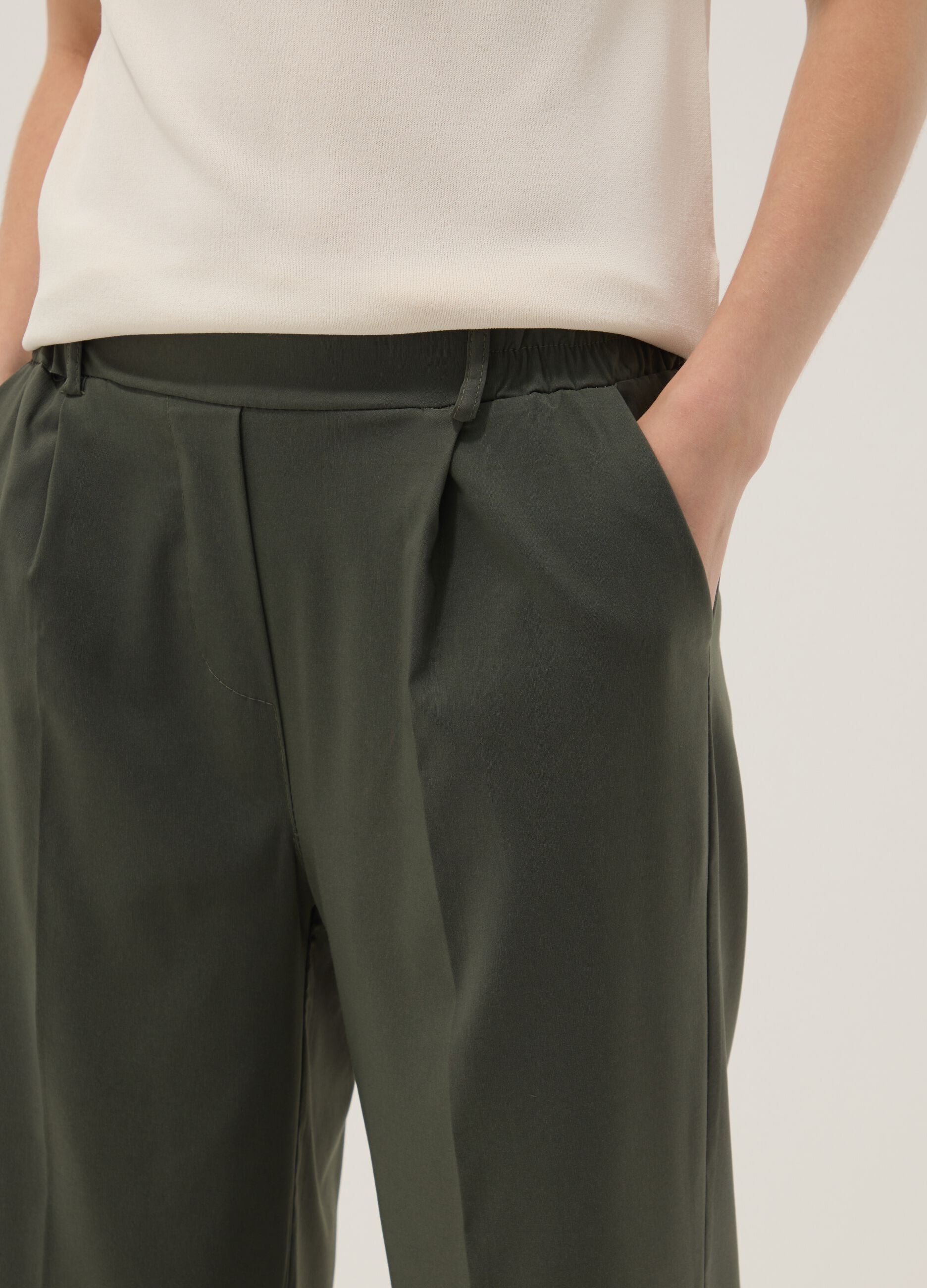 Green wide-leg trousers in stretch viscose