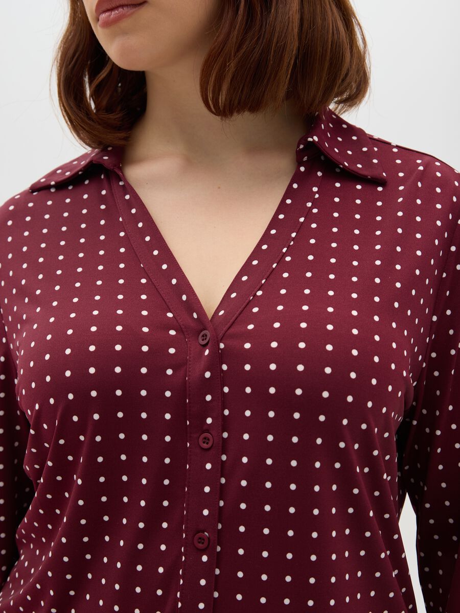 T-shirt a maniche lunghe bordeaux con colletto_3