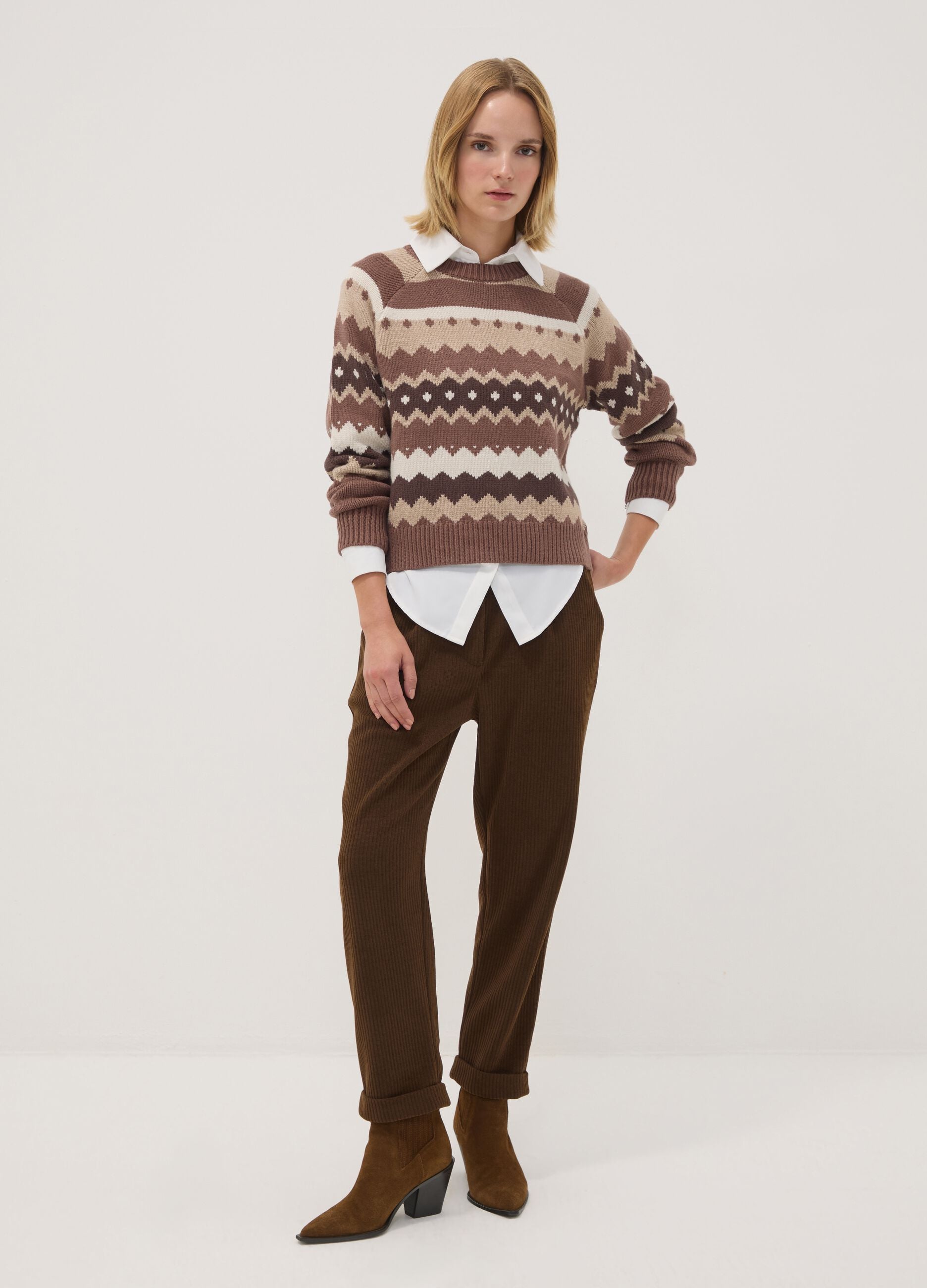 Multicolour jacquard knit in viscose blend, regular fit