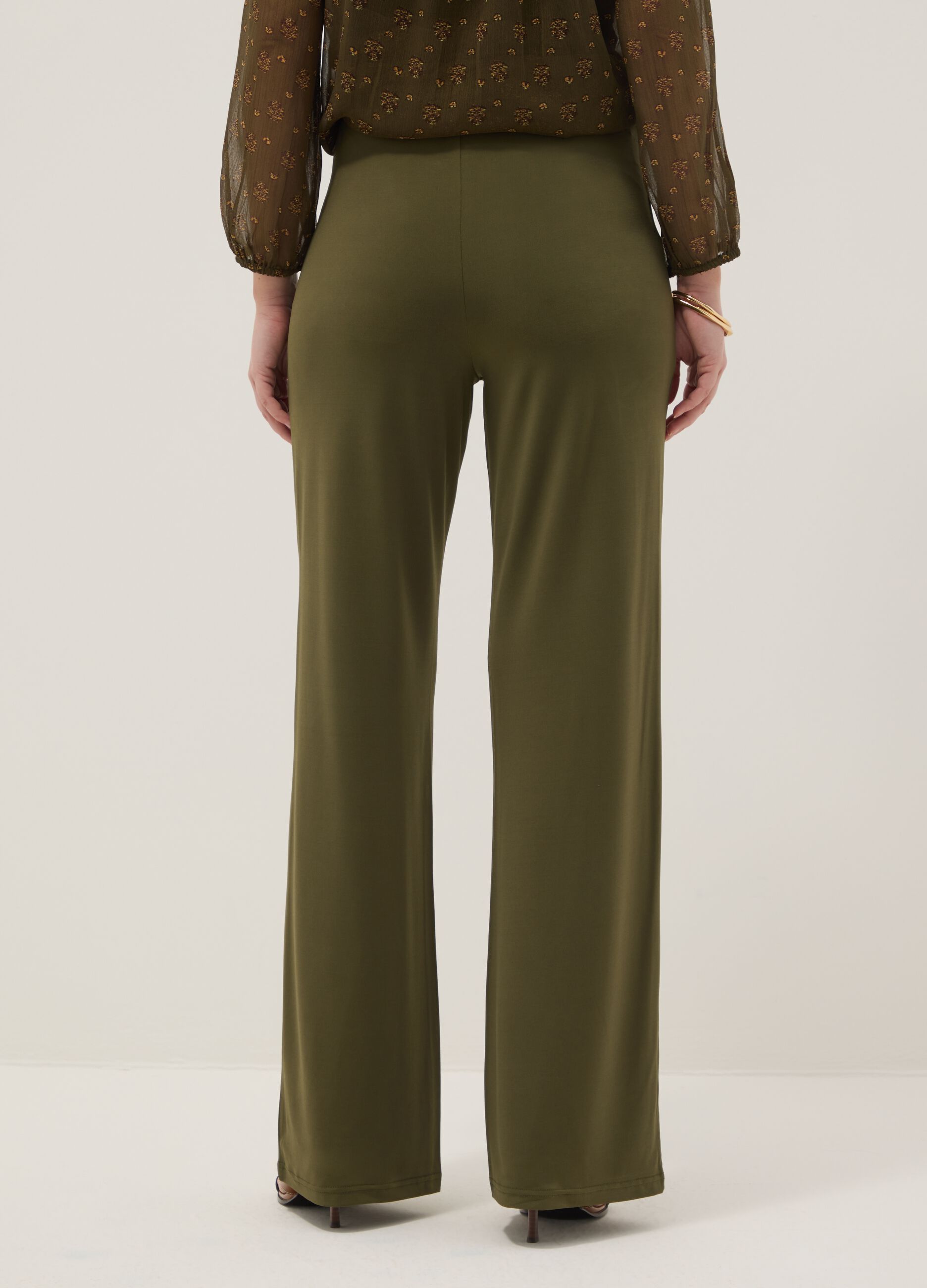Green relaxed fit maternity trousers in stretch fabric