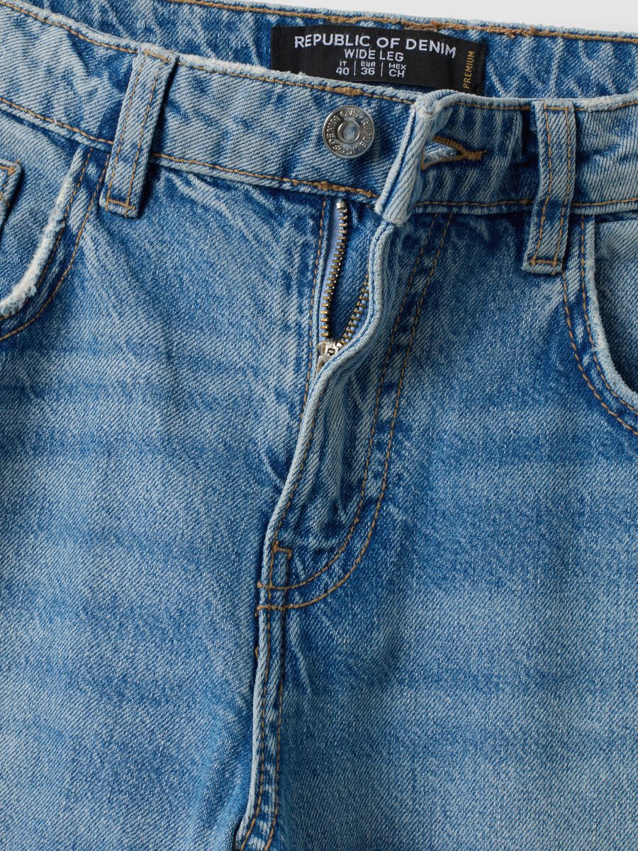 Jeans azzurri wide leg in puro cotone a vita bassa_5