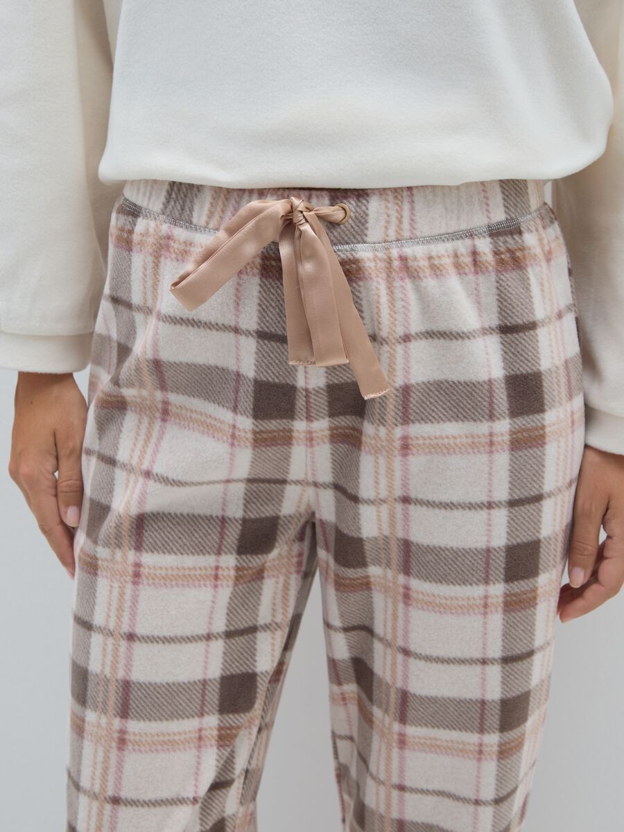 Pantaloni pigiama in pile rosa_3