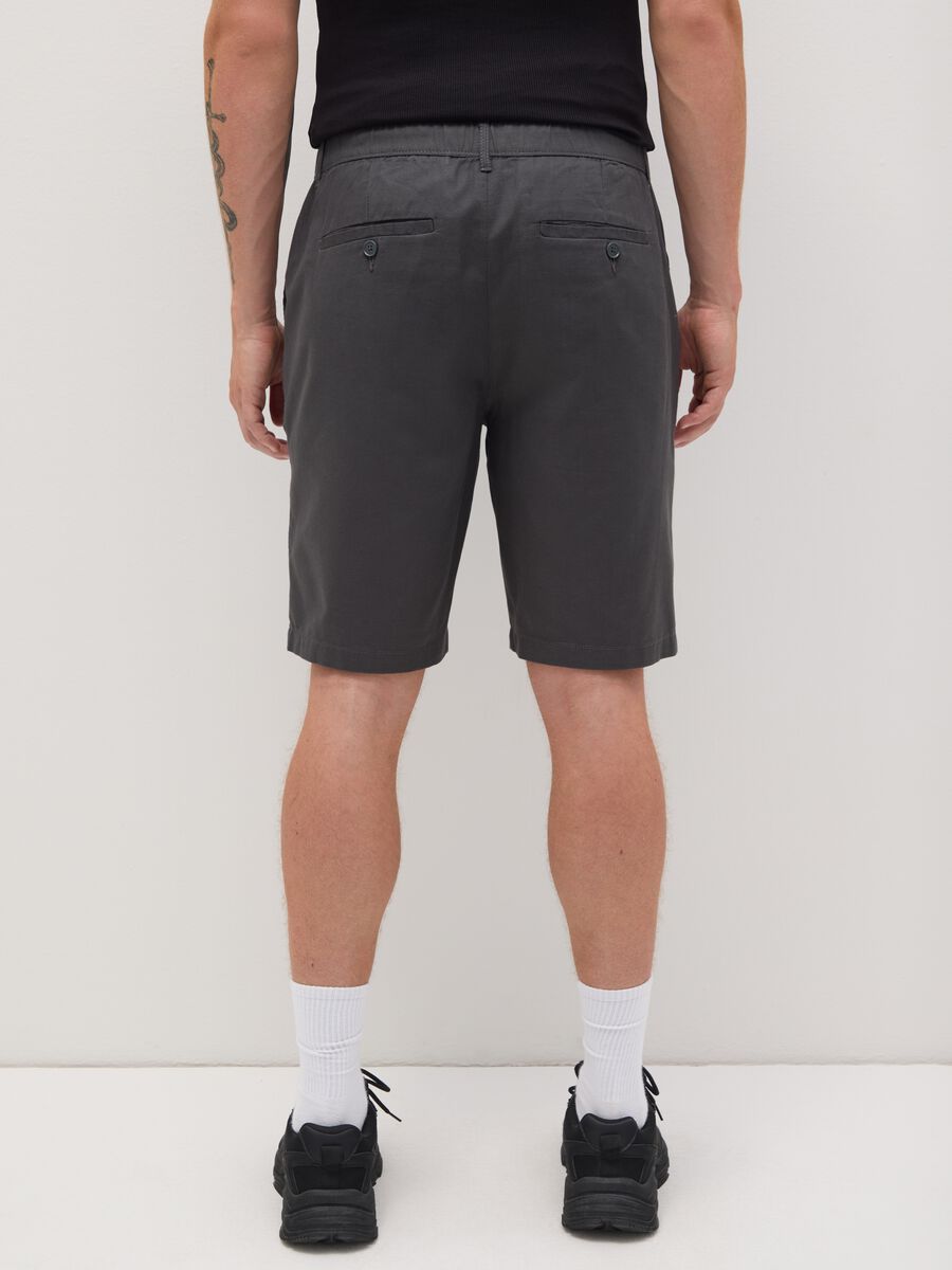 Men’s black cotton-blend relaxed fit shorts_3