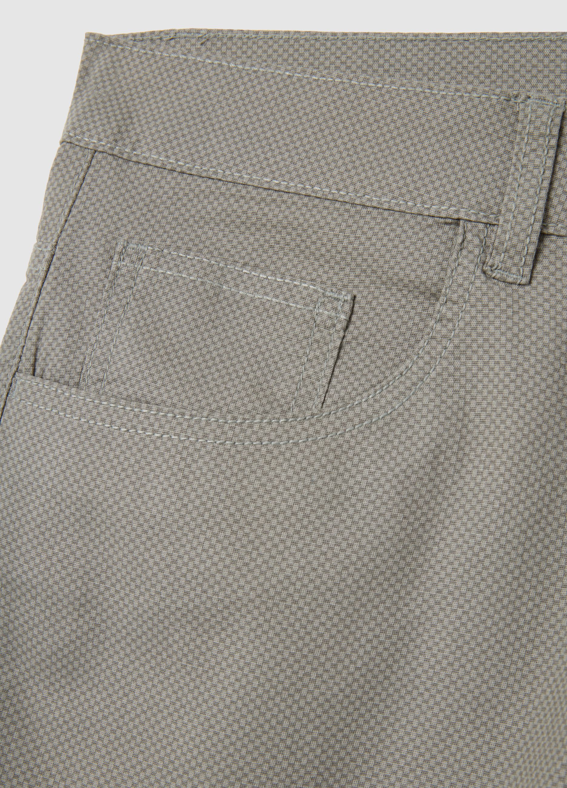 Men's grey stretch cotton Bermuda shorts in regular fit