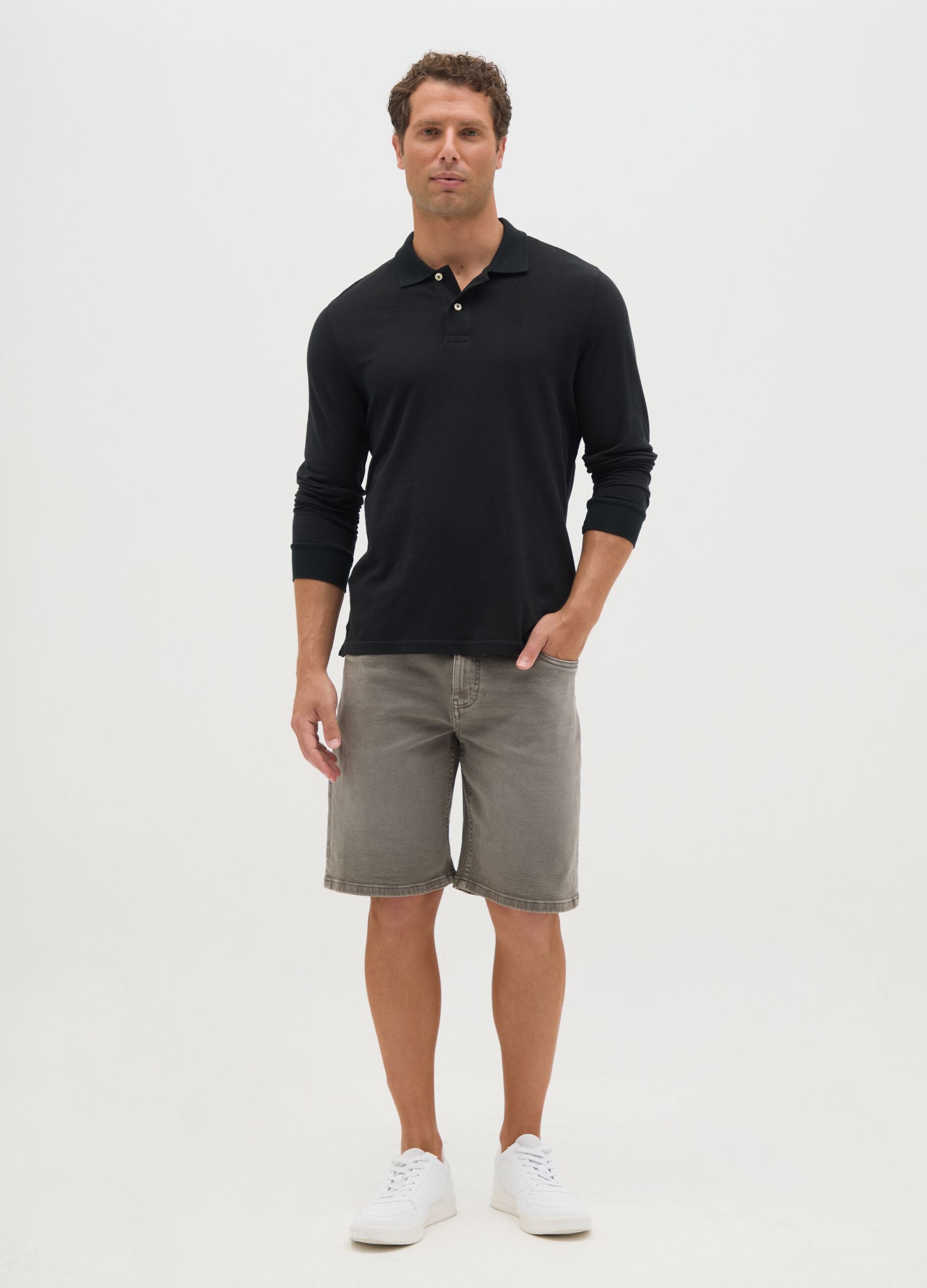 Men's grey denim regular fit shorts