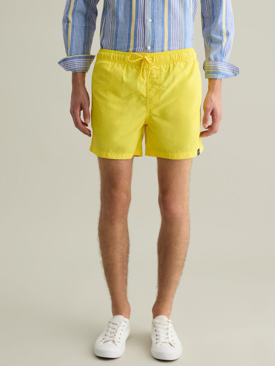 Men’s regular-fit swim boxers in yellow blend with elastic waist_1