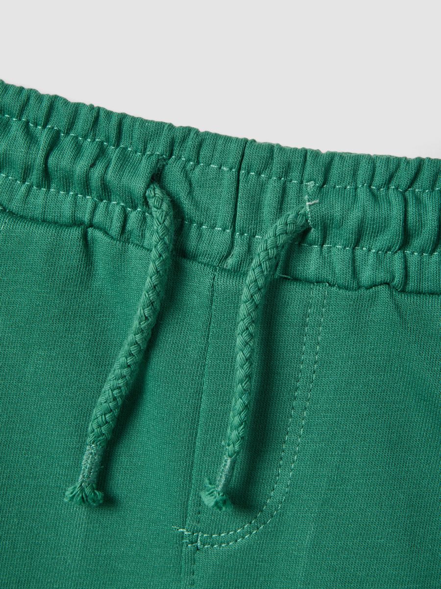 Green pure cotton shorts with elasticated waist_2
