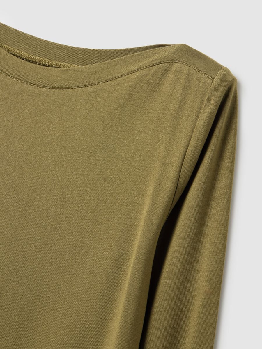 T-shirt girocollo verde a maniche lunghe regular fit_5