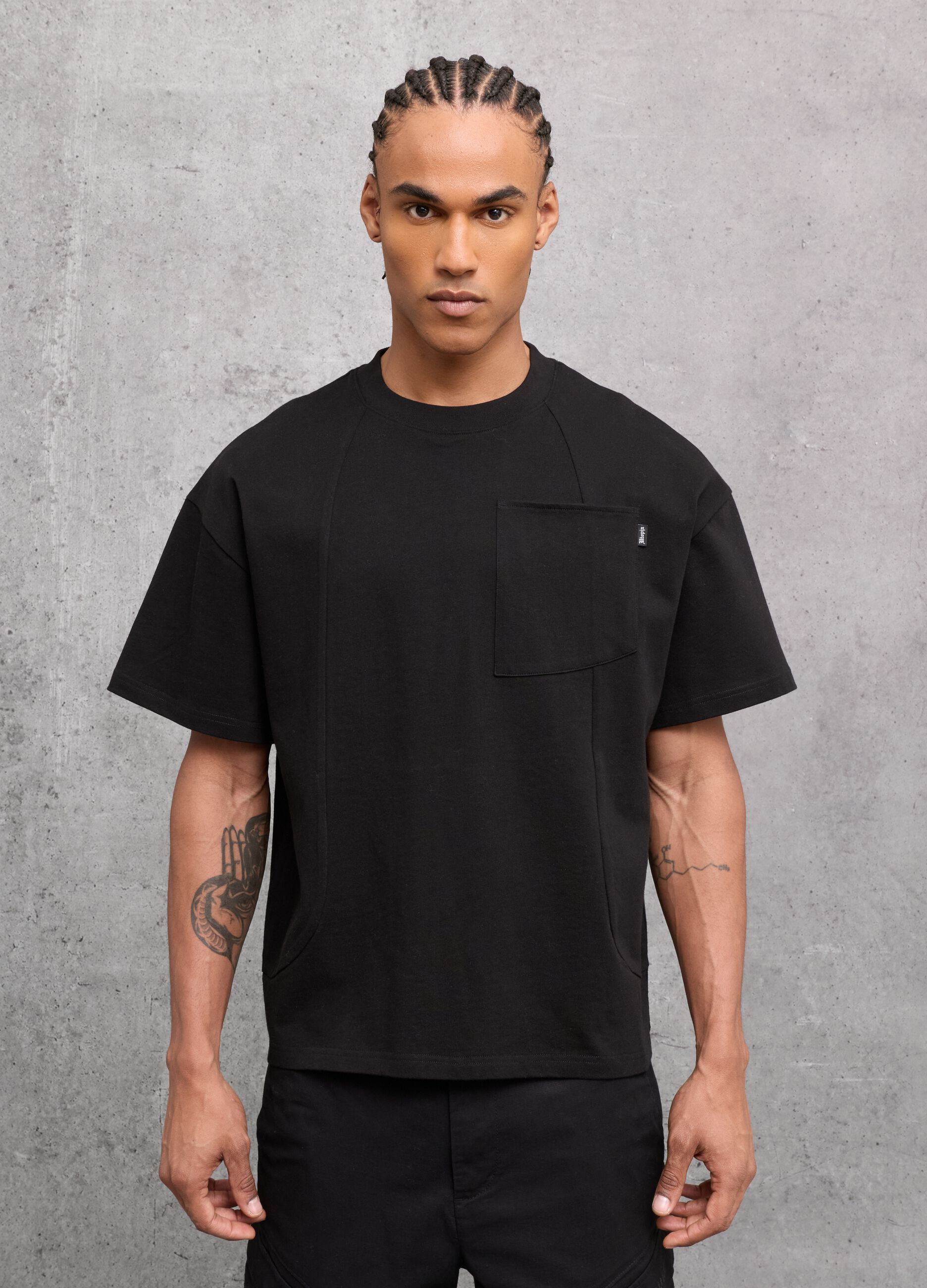 Graphic Pocket T-shirt Black