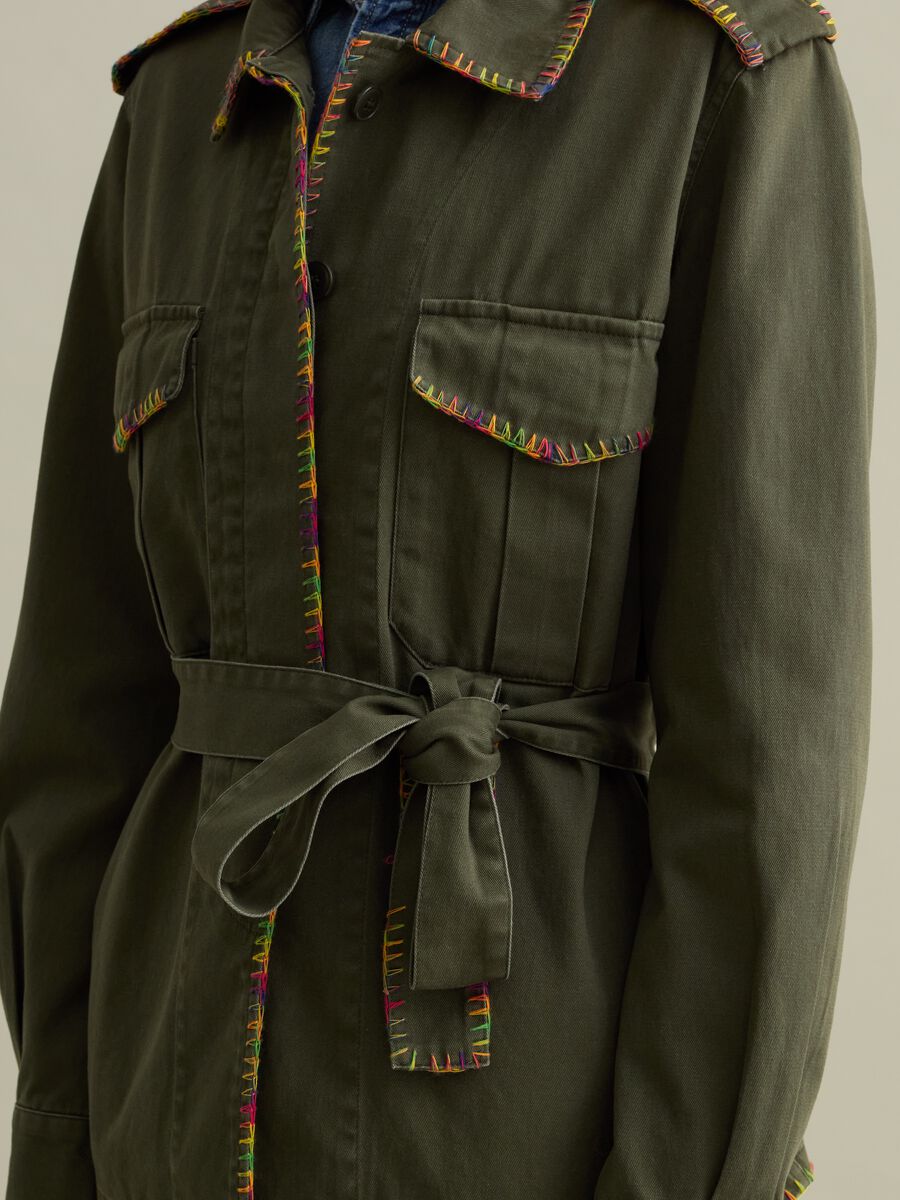 Shacket with multicoloured stitching_2