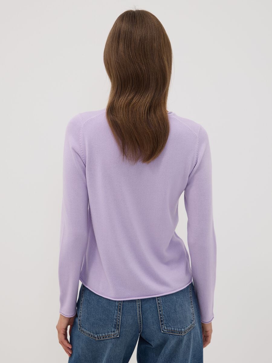 Maglia viola girocollo fitted a maniche lunghe_3