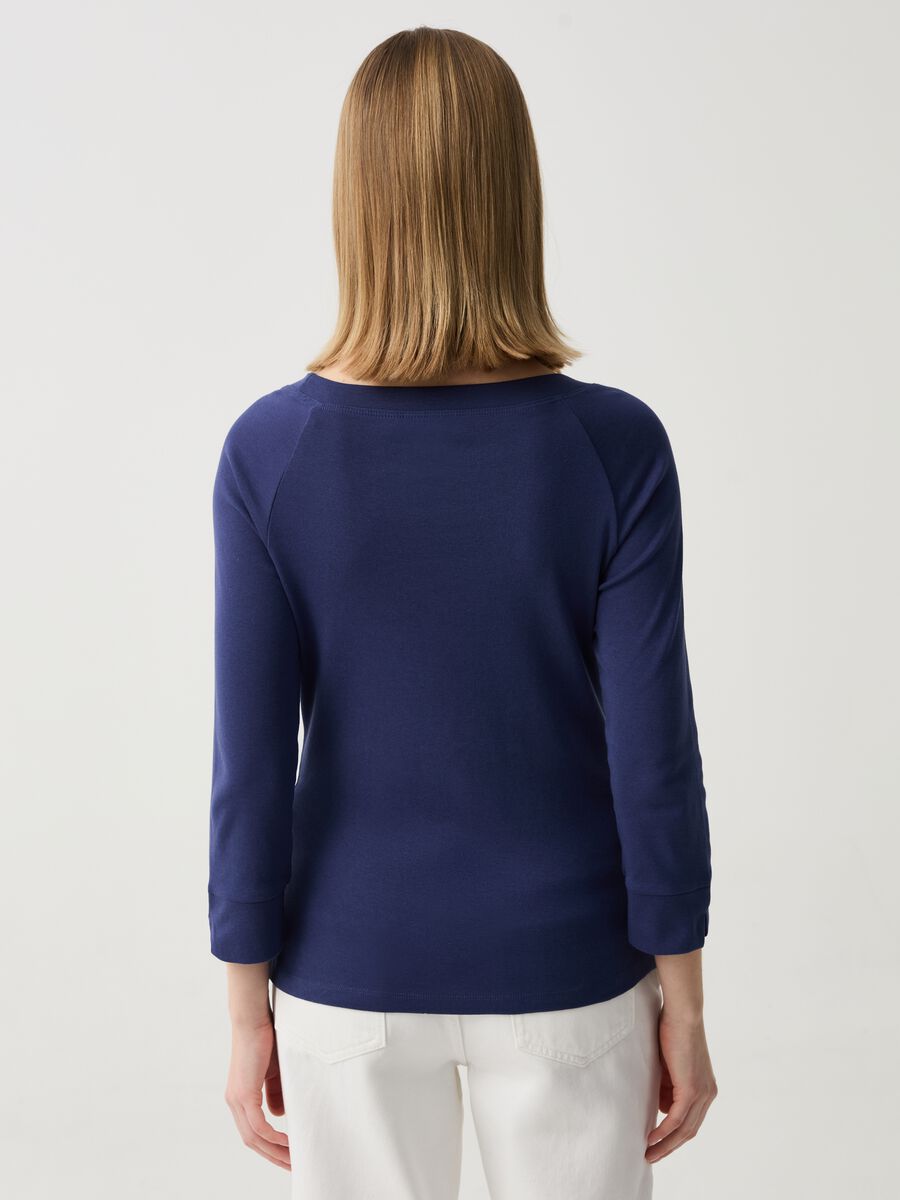 T-shirt with three-quarter sleeves and splits_2